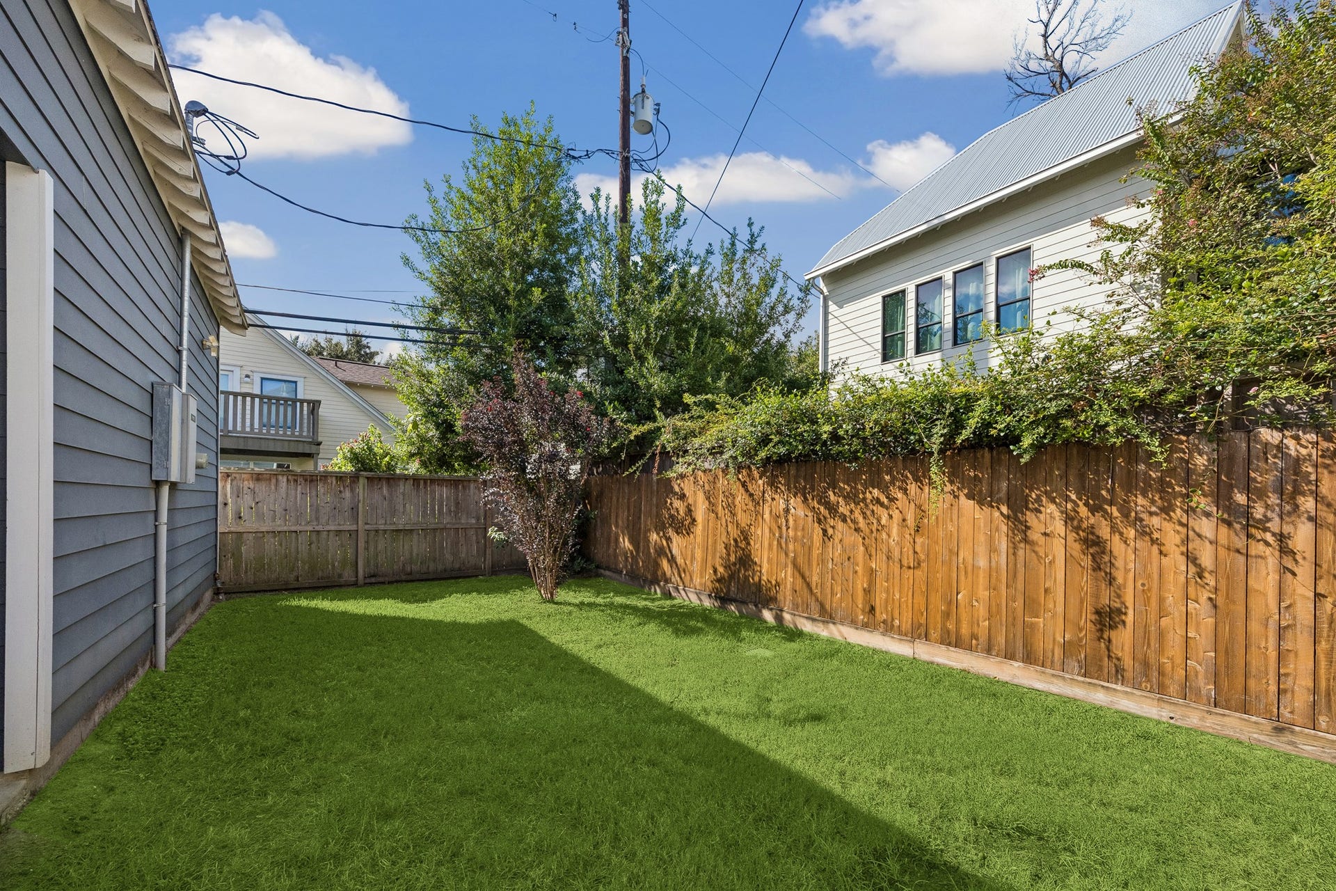 806 Algregg Street, Houston, TX 77008 806 Algregg Street, Houston, TX 77008