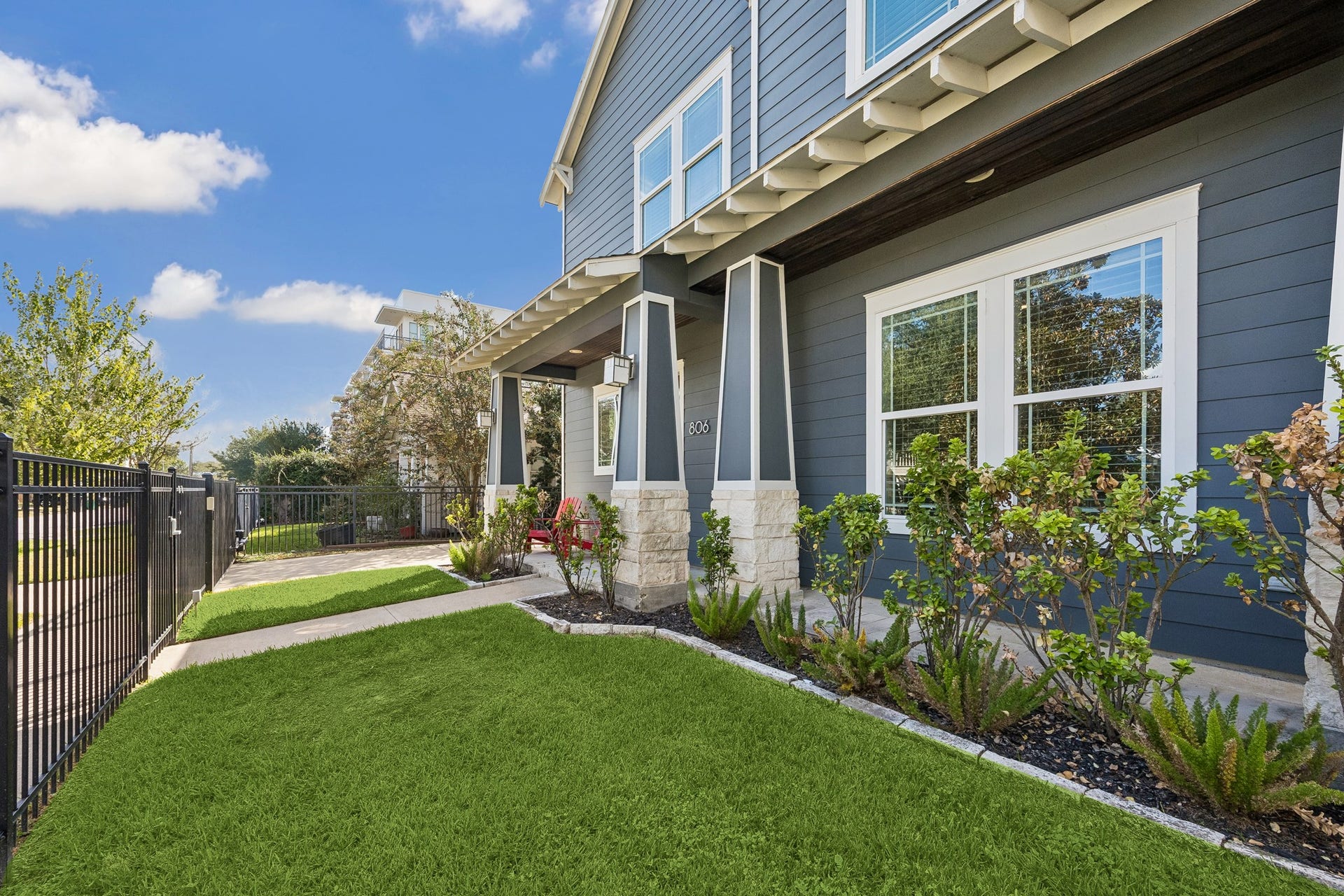 806 Algregg Street, Houston, TX 77008 806 Algregg Street, Houston, TX 77008