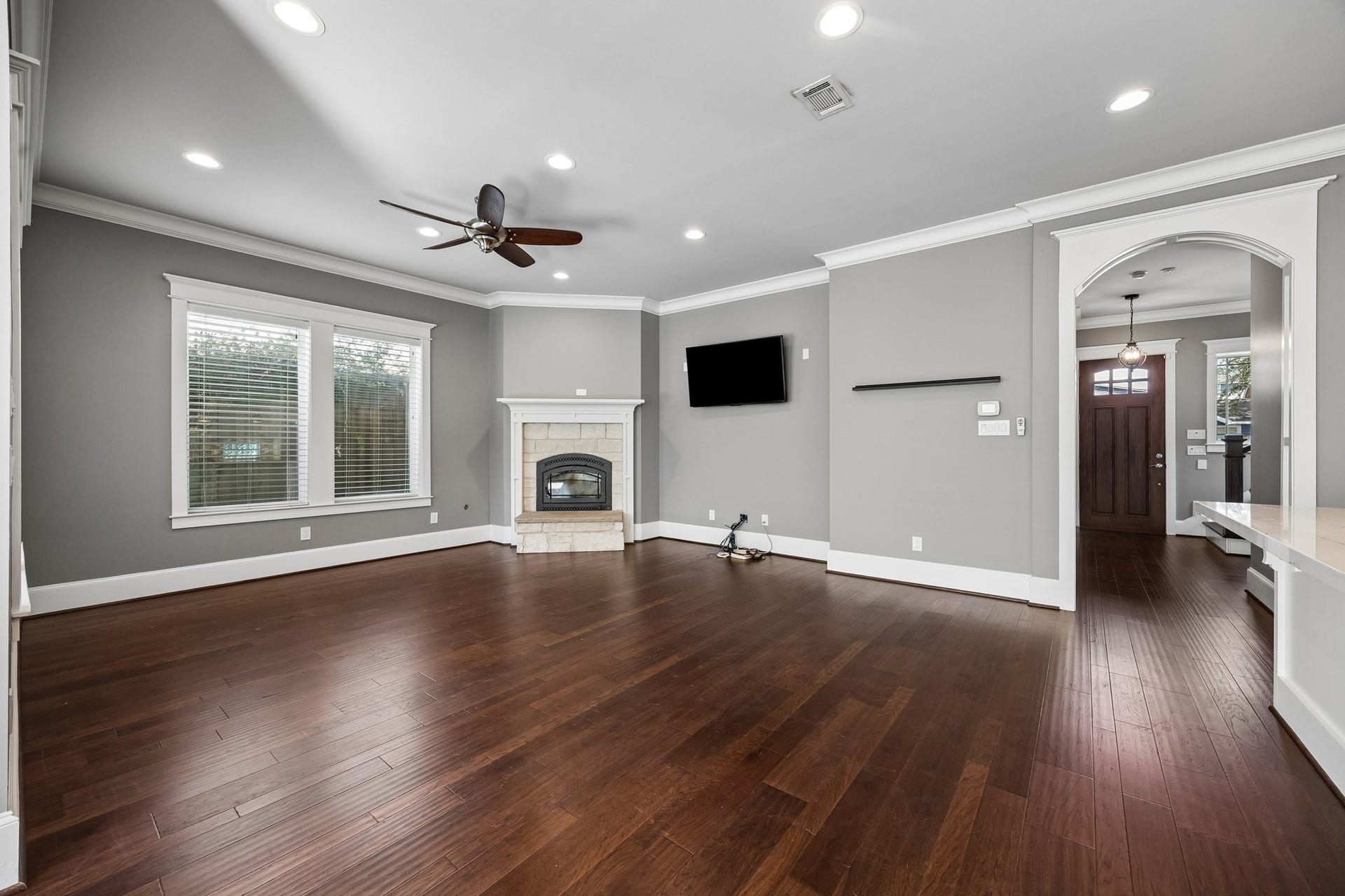 806 Algregg Street, Houston, TX 77008 806 Algregg Street, Houston, TX 77008