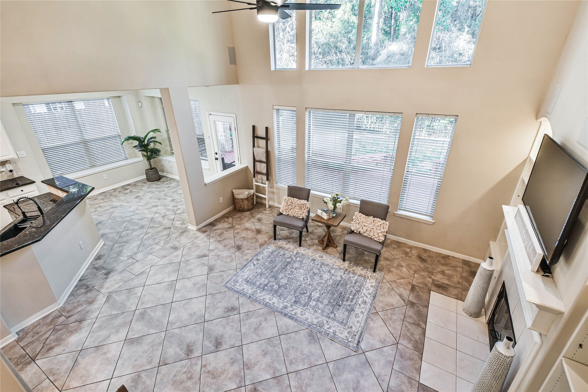 109 N Acacia Park Circle, The Woodlands, TX 77382 Great gathering spot!