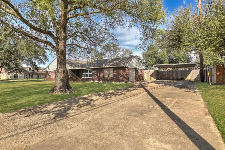 Property photo for 1800 Leggett Drive, Galena Park, TX