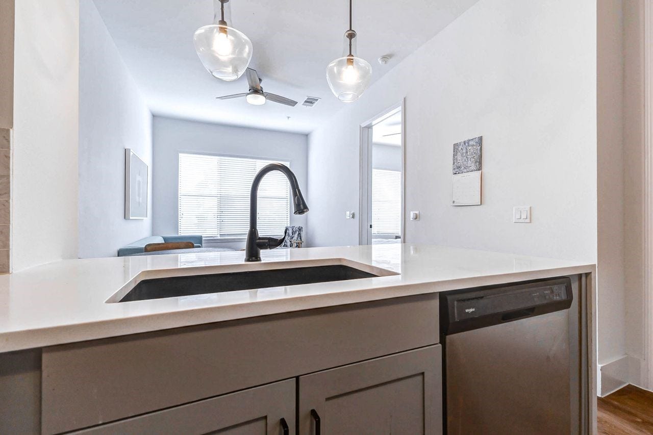 1508 Blodgett Street, #305, Houston, TX 77004 1508 Blodgett Street, #305, Houston, TX 77004