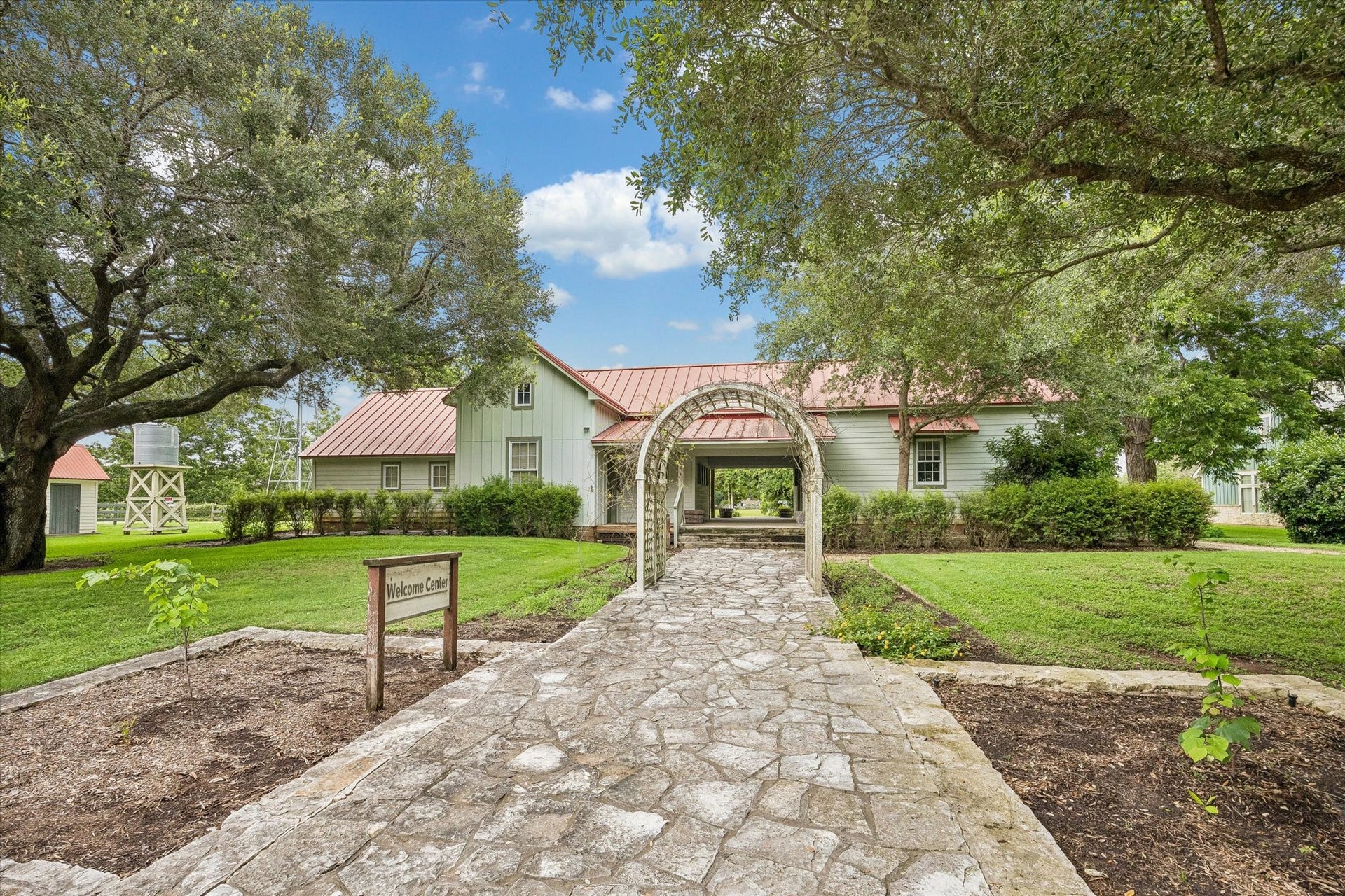 32102 Fulbrook Commons, Fulshear, TX 77441 Community clubhouse