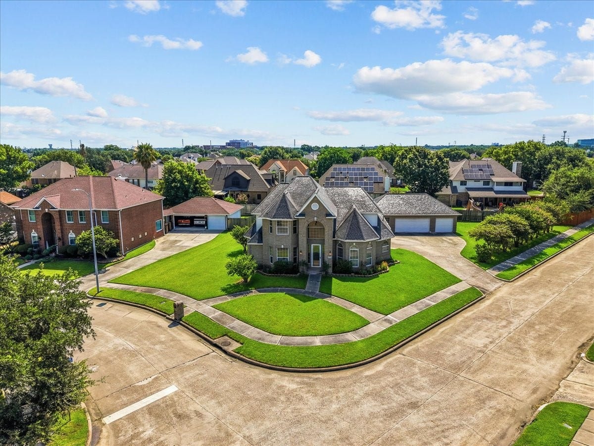 4402 Santee Drive, Baytown, TX 77521 This beautiful home is situated on an expansive 0.35-acre lot.