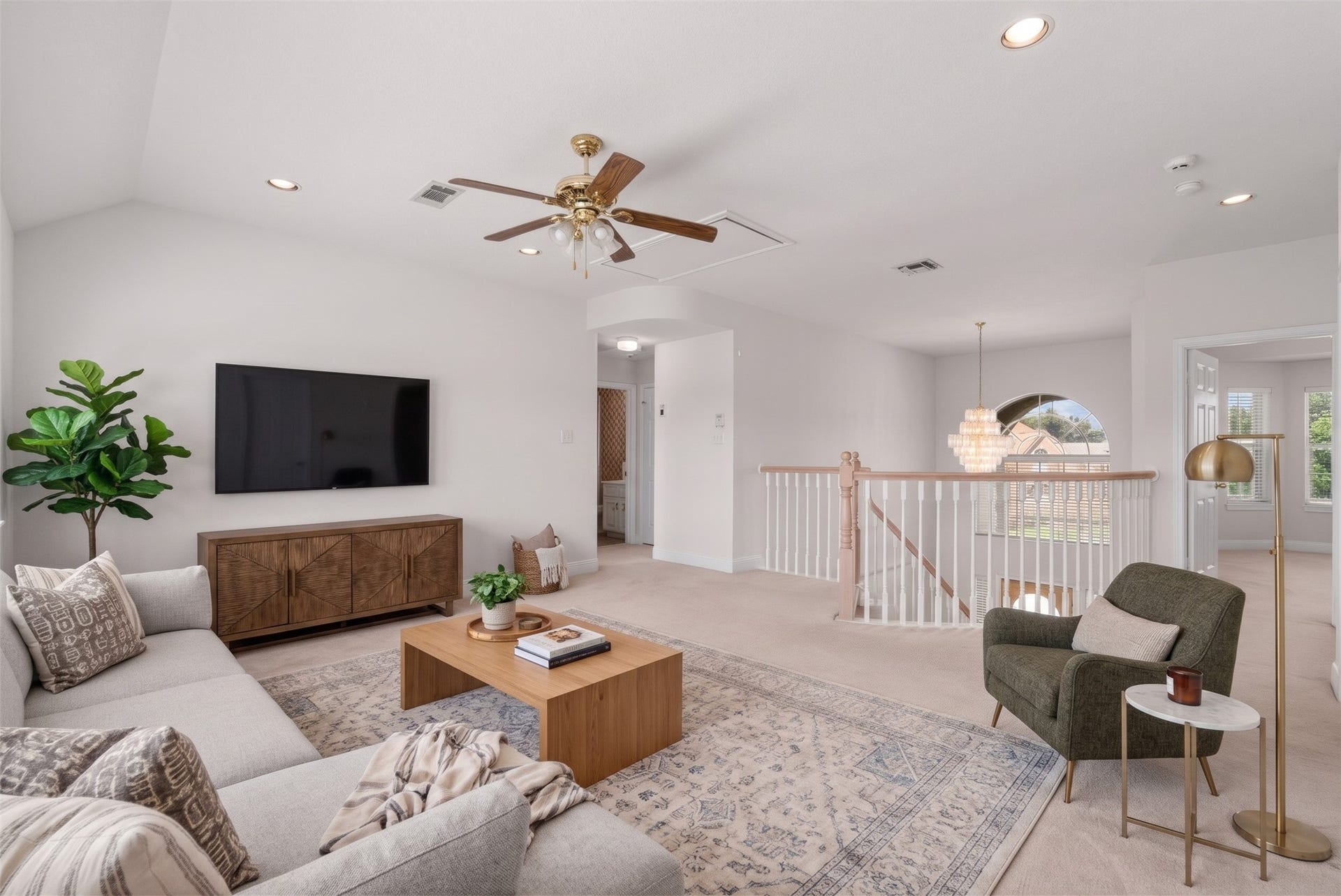 4402 Santee Drive, Baytown, TX 77521 this versatile space adds immense everyday functionality.