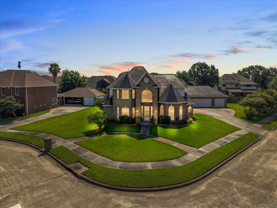 Property photo for 4402 Santee Drive, Baytown, TX
