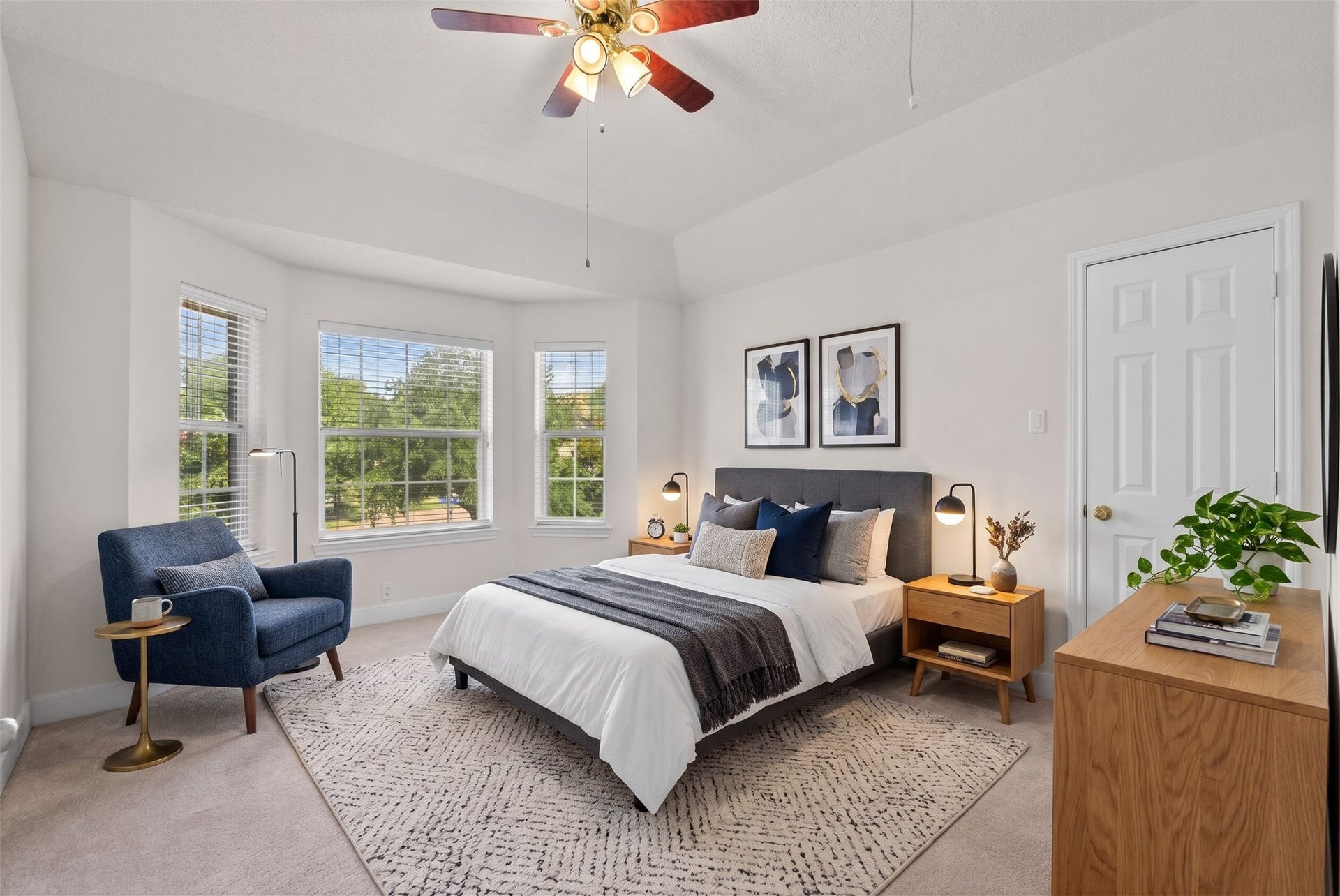 4402 Santee Drive, Baytown, TX 77521 A handsome bay alcove with three large windows channels abundant natural light deep into the room.