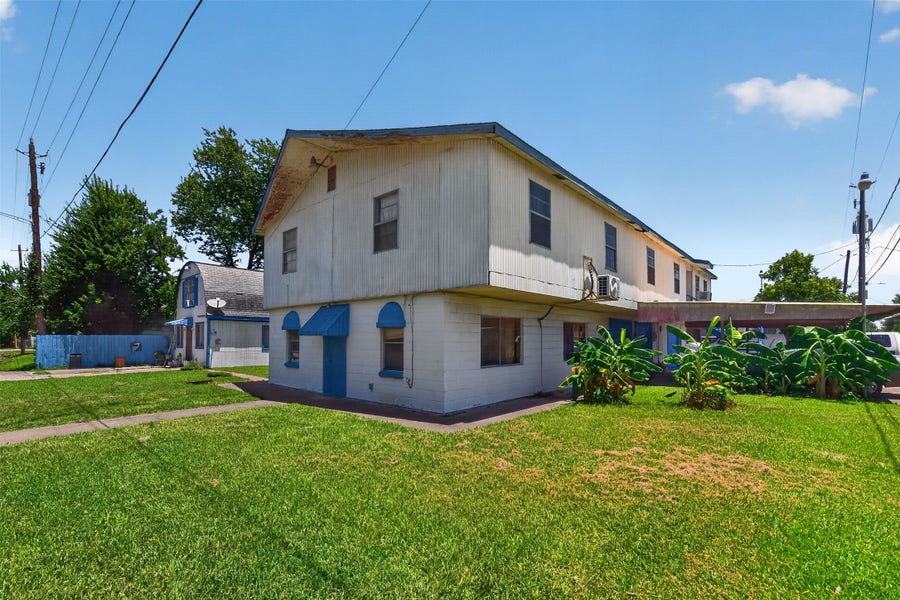 Property photo for 1211 Beacon Street, #10, Houston, TX