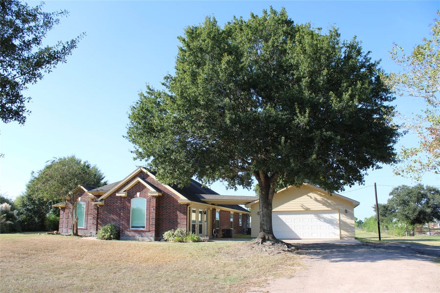 Property photo for 25730 Beckendorff Road, Katy, TX