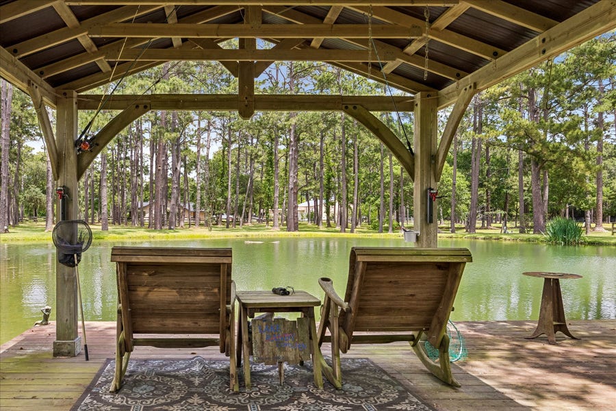 Property photo for 4803 County Road 197, Alvin, TX