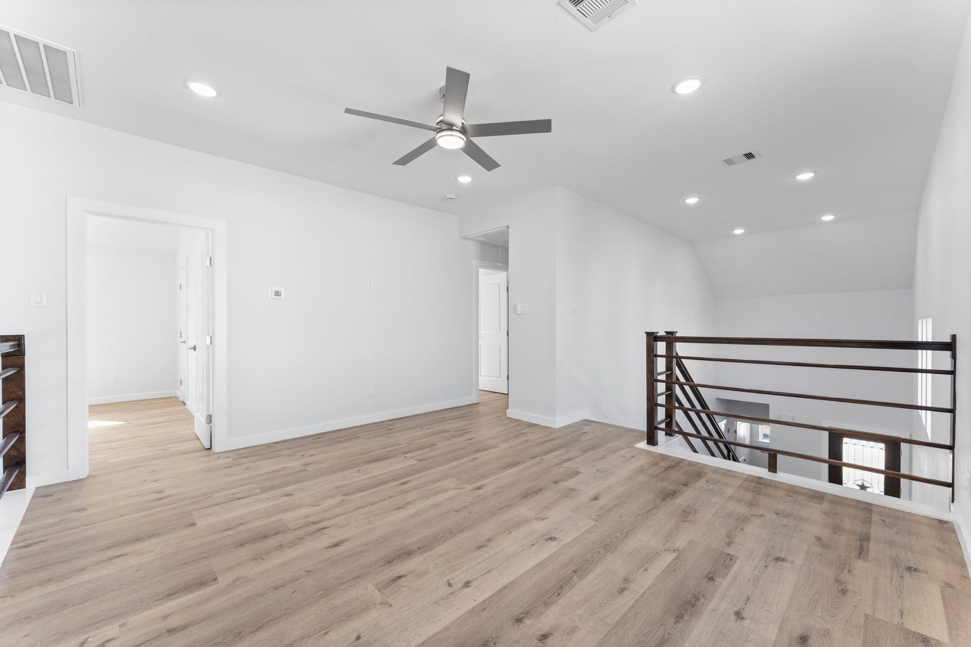 2230 Fresh Flower Way, Richmond, TX 77406 Versatile Flex Space.