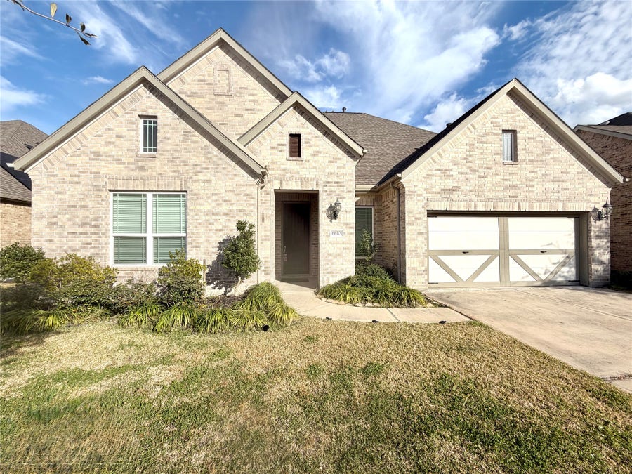 Property photo for 6610 Lake Oasis Drive, Katy, TX