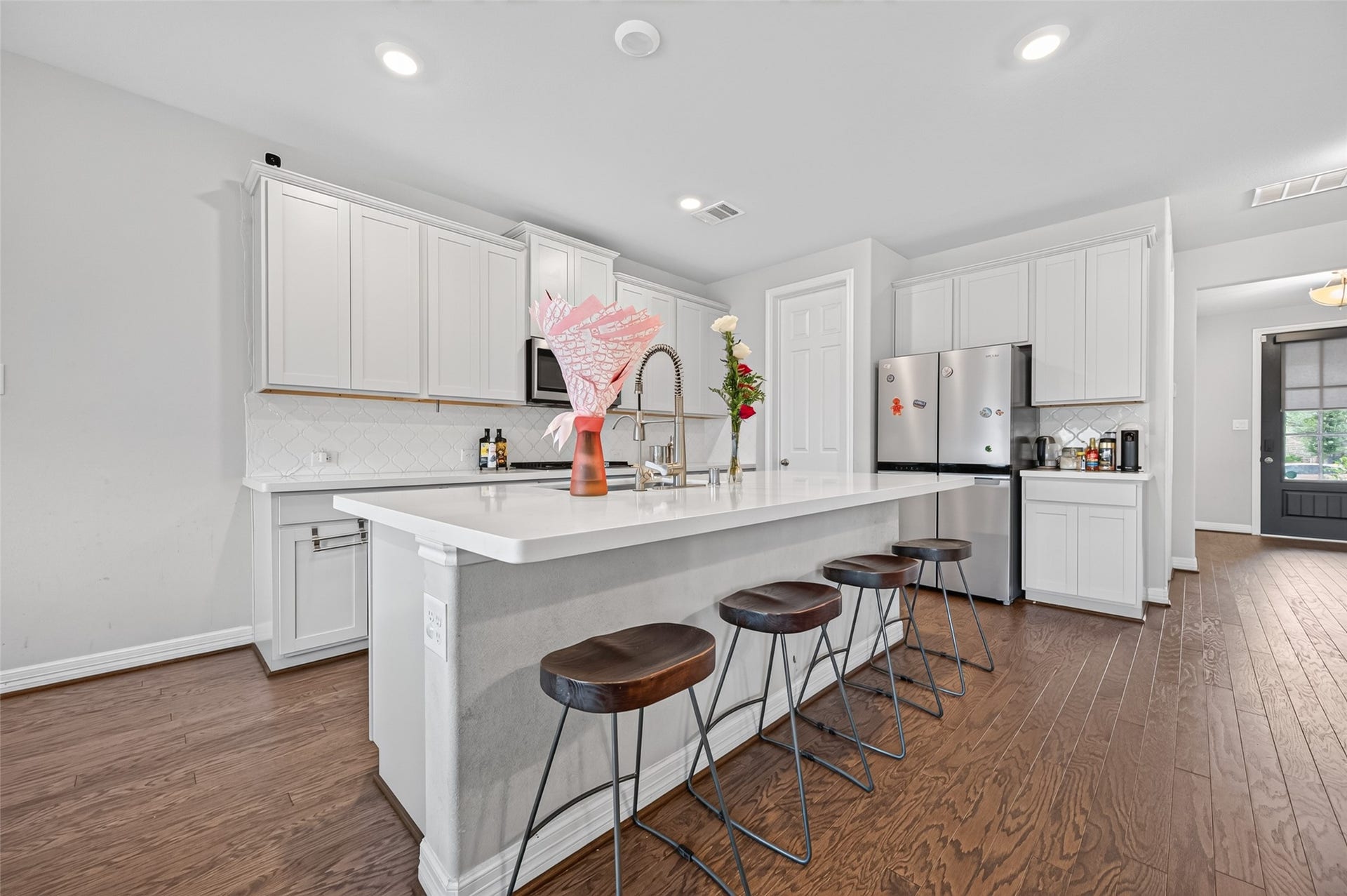 17027 Bainham Forest Trail, Hockley, TX 77447 Kitchen Island to meal prep your favorite meals