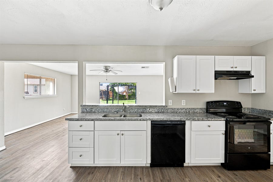 Property photo for 509 Avenue J, South Houston, TX