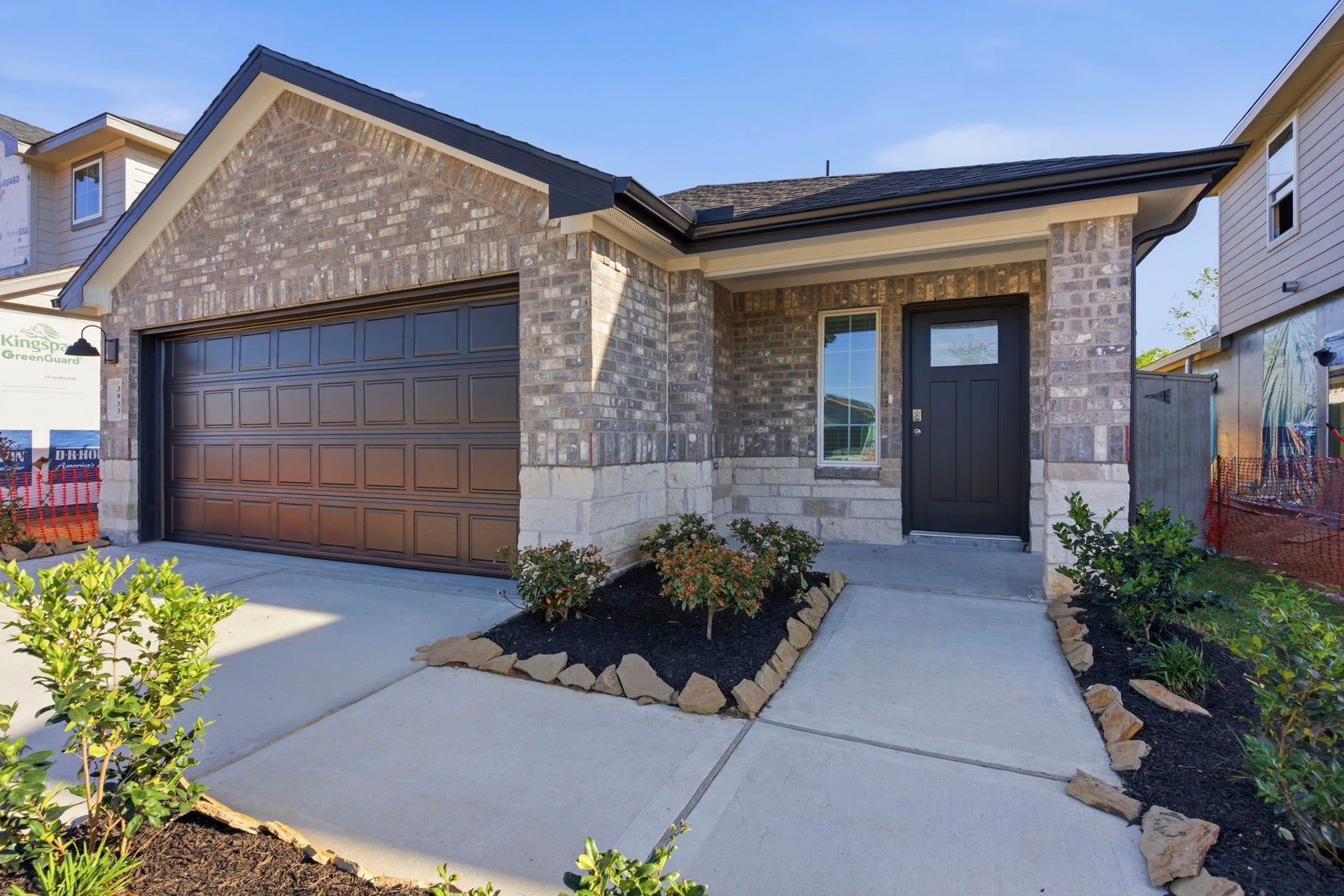 3405 Wild Mustang Street, League City, TX 77511 3405 Wild Mustang Street, League City, TX 77511