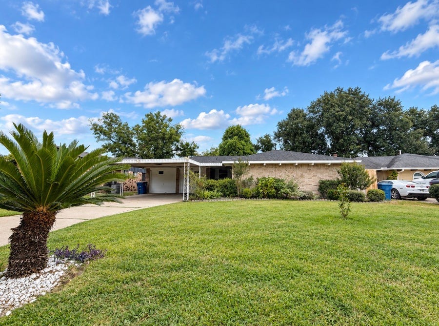 Property photo for 8418 Meadowview Drive, #8418, Houston, TX