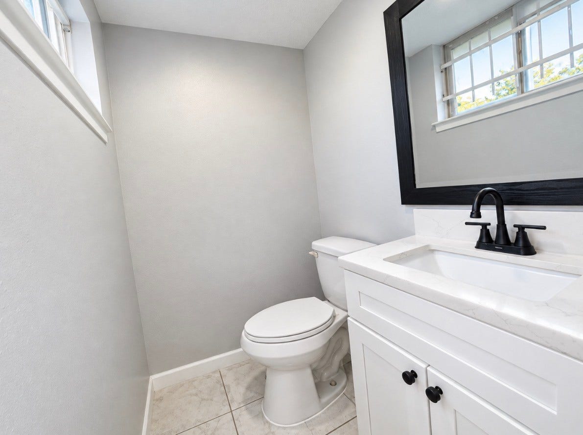 8418 Meadowview Drive, #8418, Houston, TX 77037 Master room half bathroom