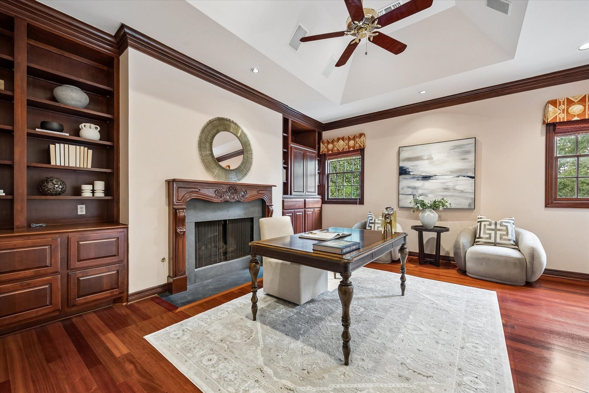 22 Eaton Square, Houston, TX 77027 22 Eaton Square, Houston, TX 77027