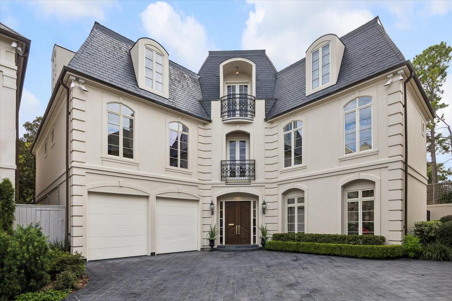 Property photo for 22 Eaton Square, Houston, TX