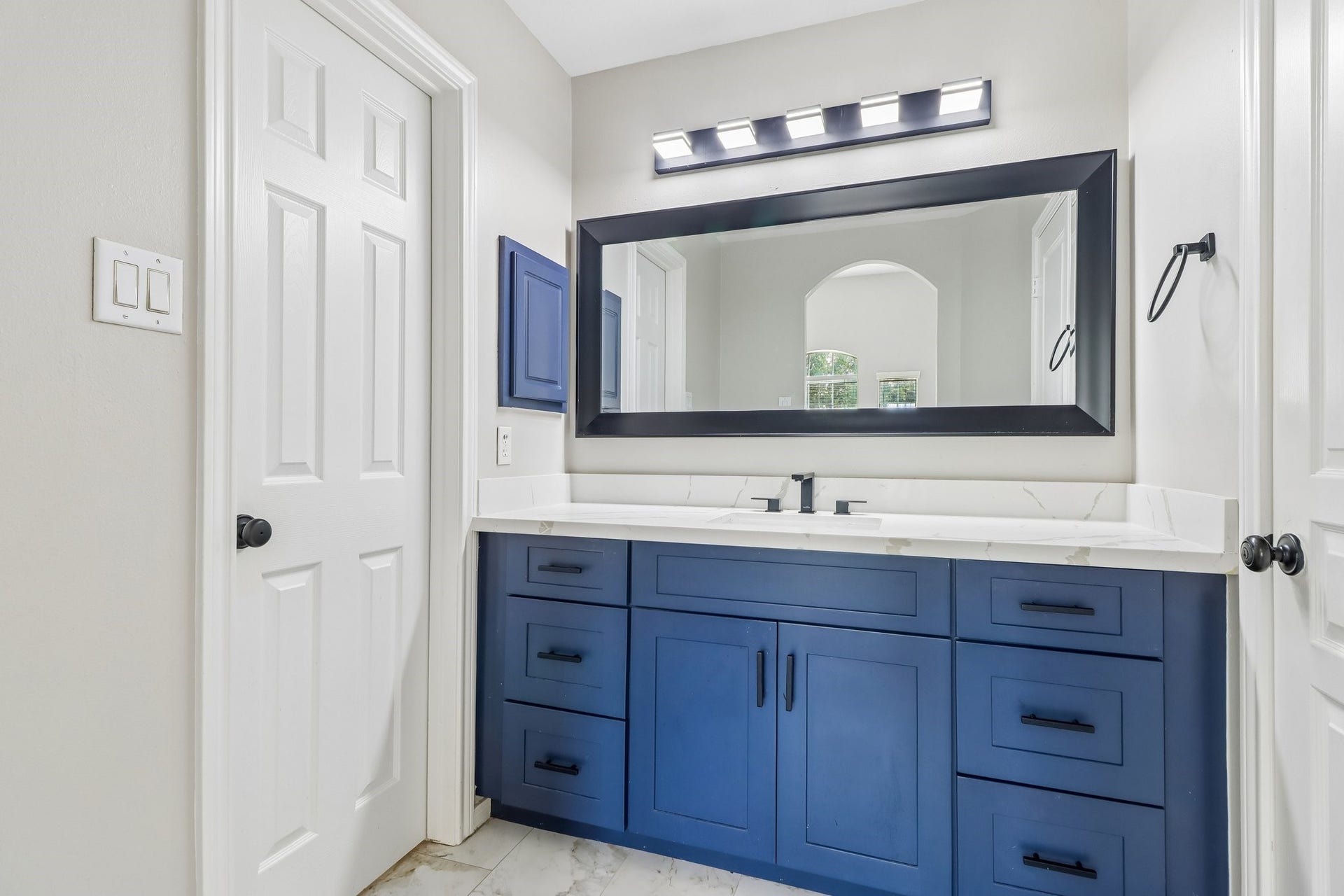 17826 Watsons Bay Drive, Cypress, TX 77429