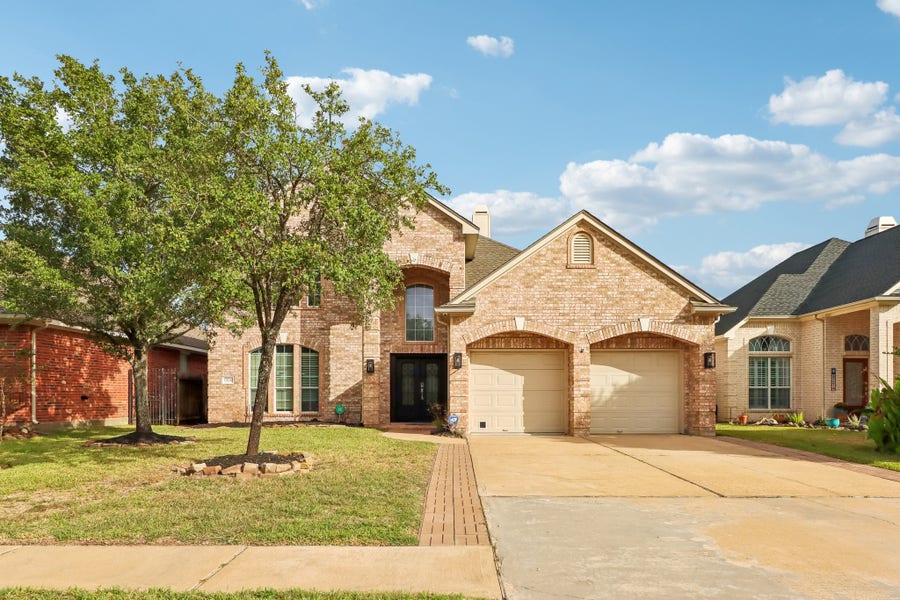 Property photo for 17826 Watsons Bay Drive, Cypress, TX