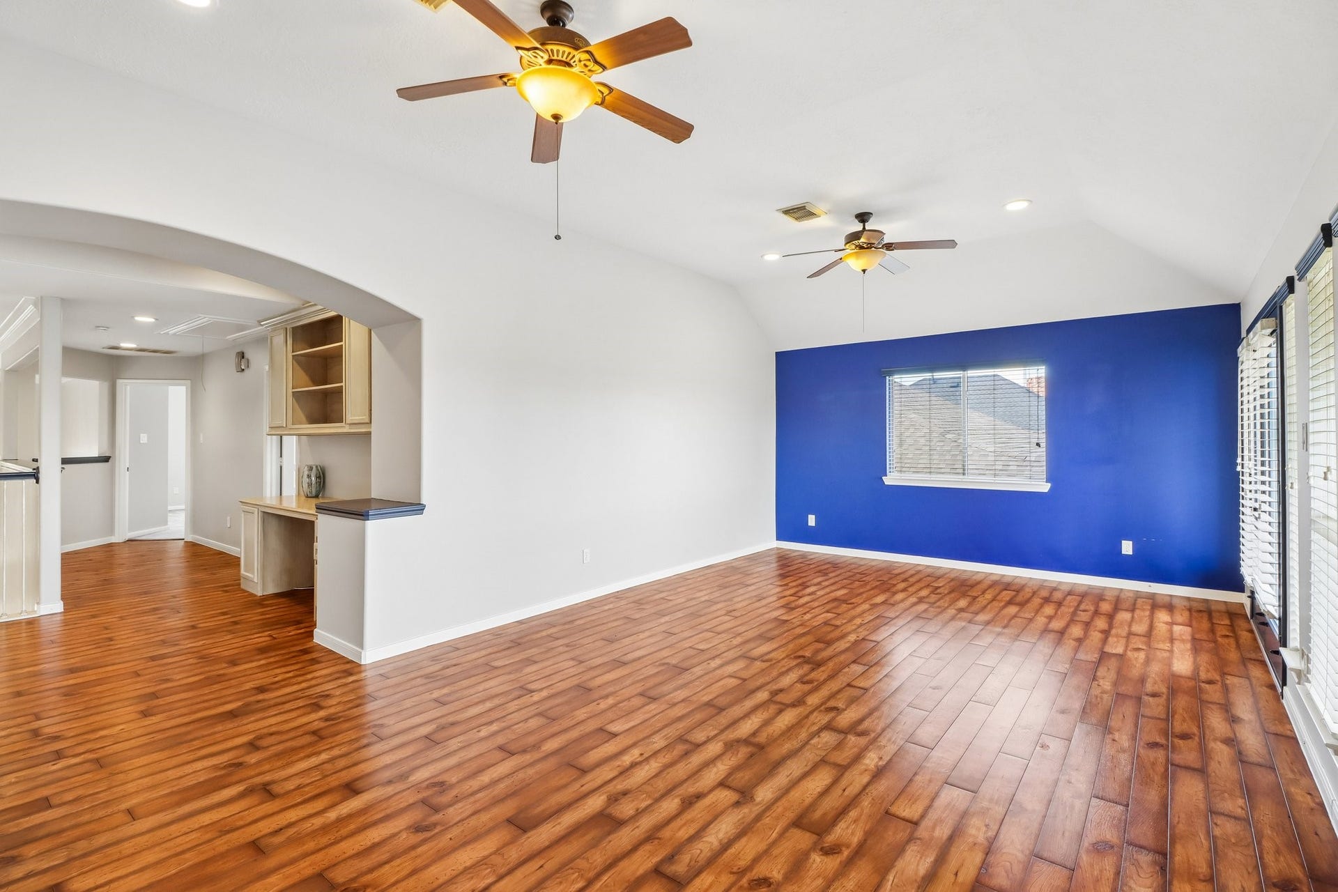 17826 Watsons Bay Drive, Cypress, TX 77429
