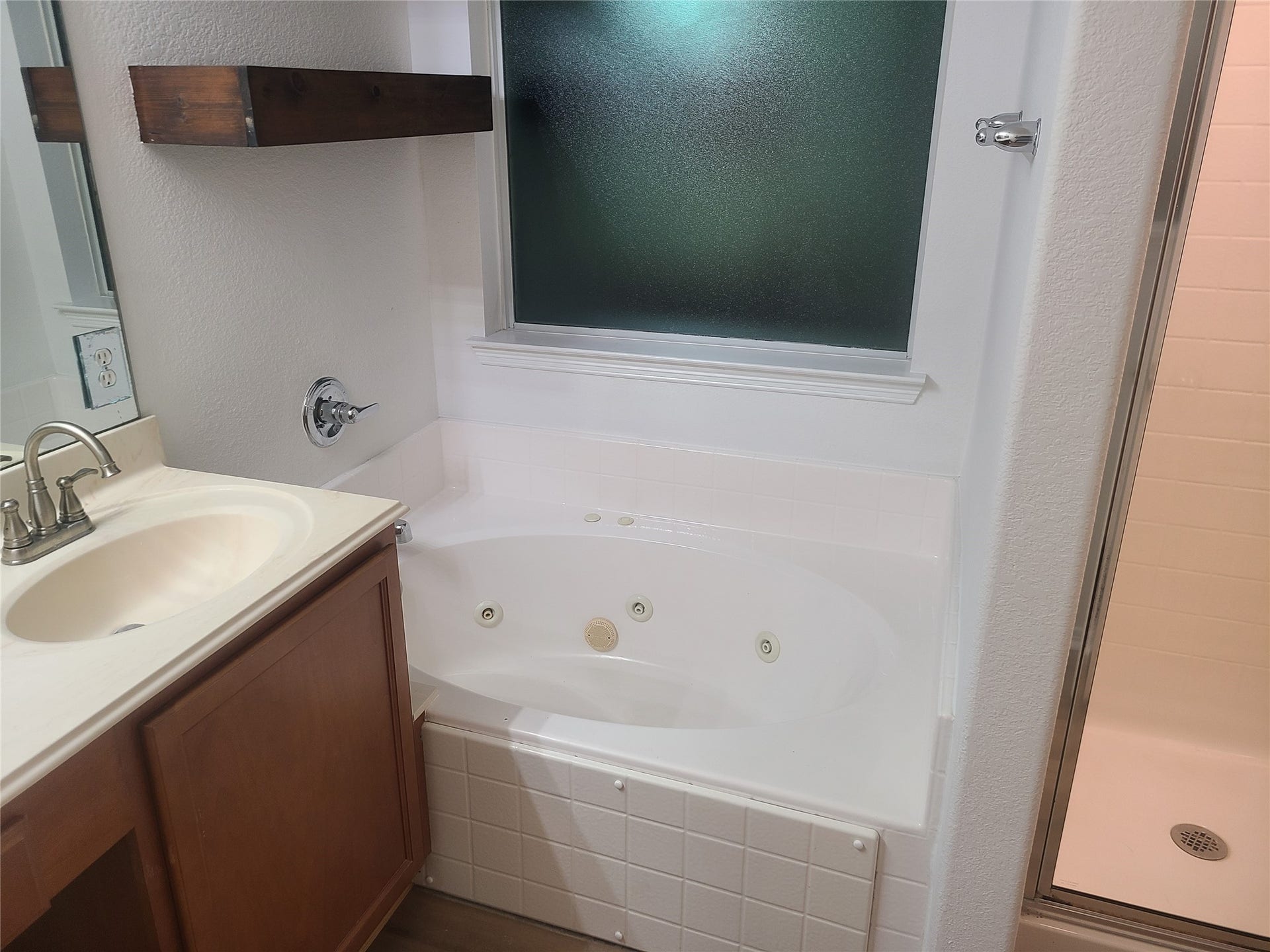 113 Laurel Meadow Court, La Marque, TX 77568 113 Laurel Meadow Court, La Marque, TX 77568