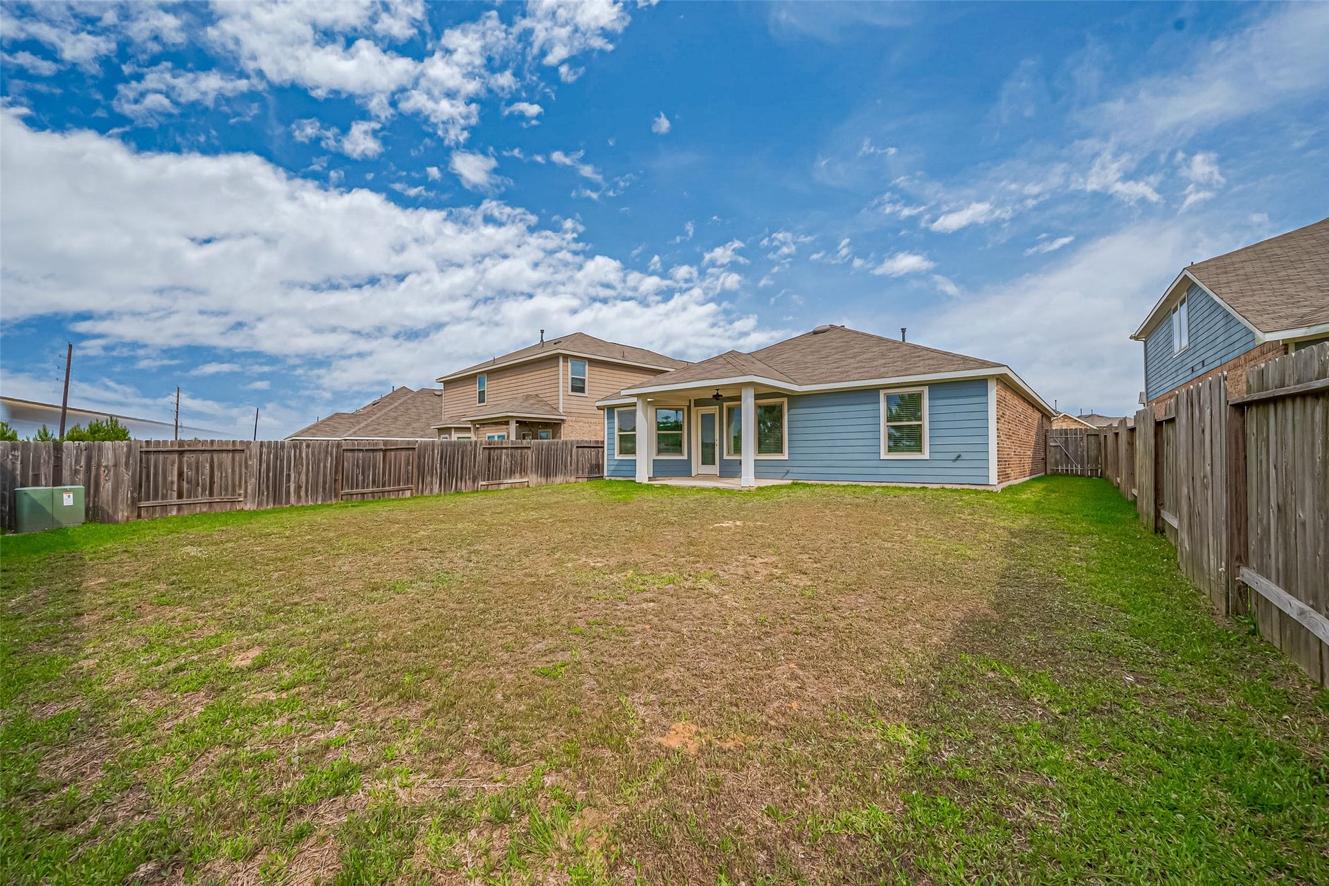 335 Jewett Meadow Drive, Magnolia, TX 77354 335 Jewett Meadow Drive, Magnolia, TX 77354
