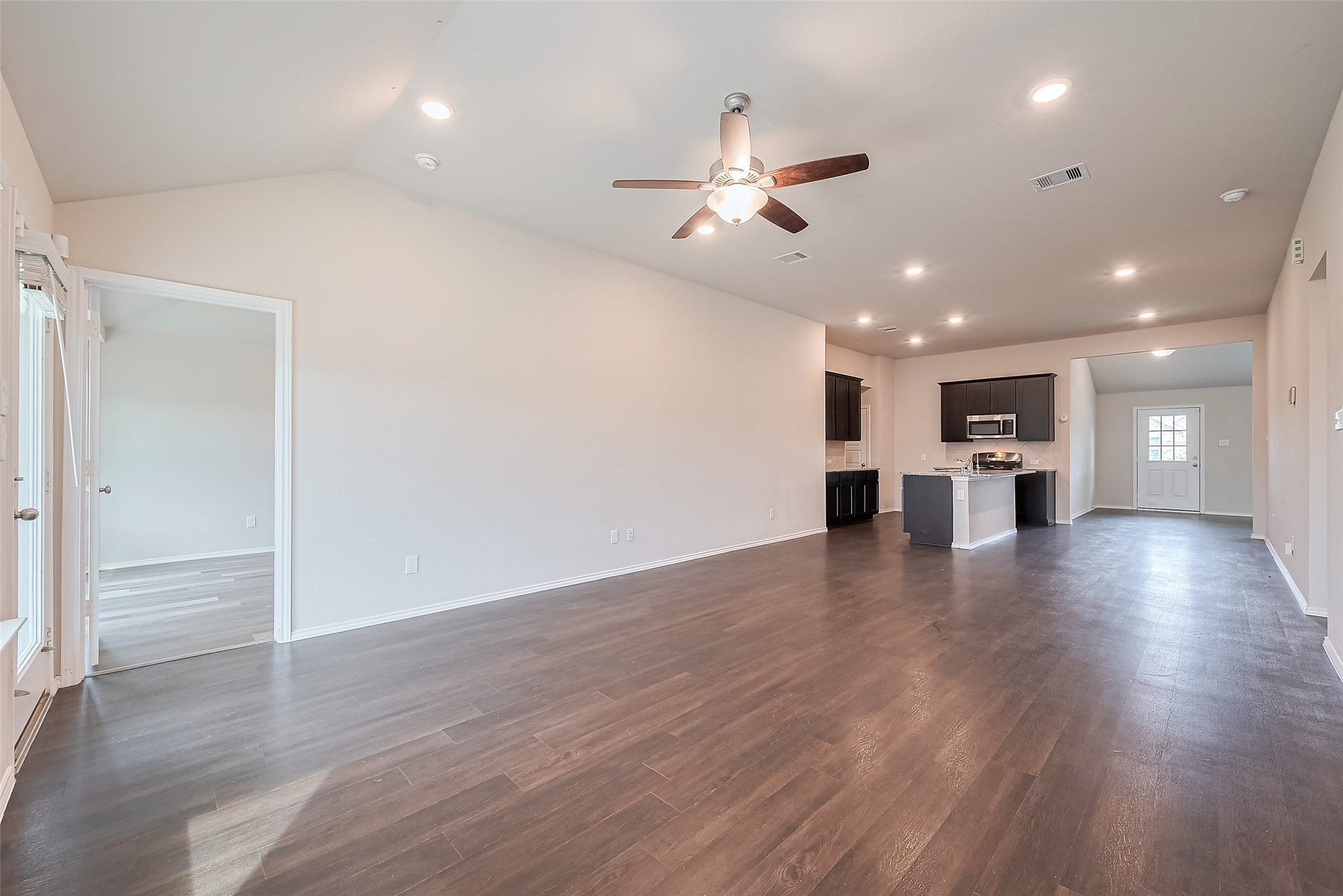 335 Jewett Meadow Drive, Magnolia, TX 77354 335 Jewett Meadow Drive, Magnolia, TX 77354