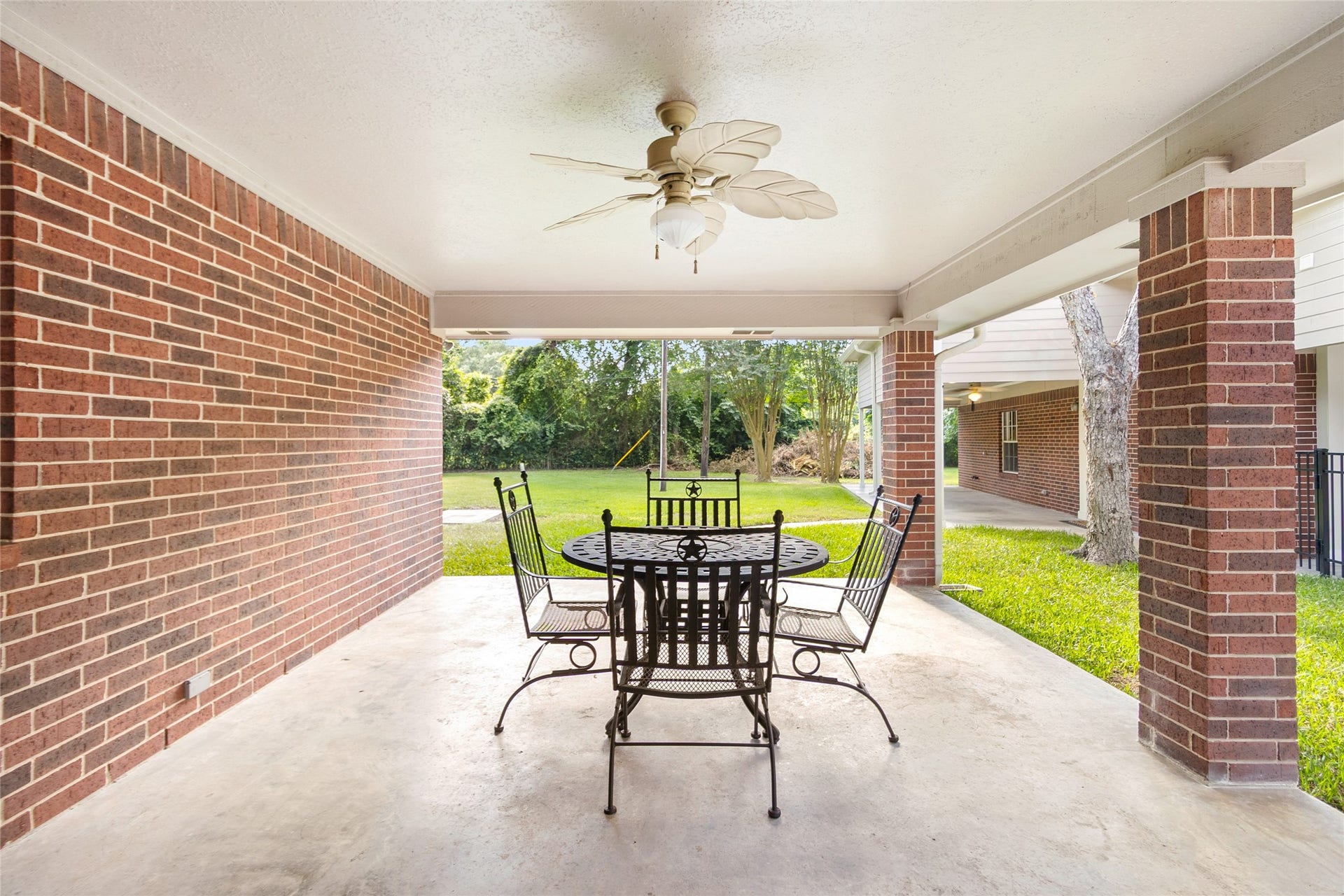 Your expansive covered patio gives you the ideal setup for outdoor dinners, game days, & relaxing weekends enjoying the backyard views.