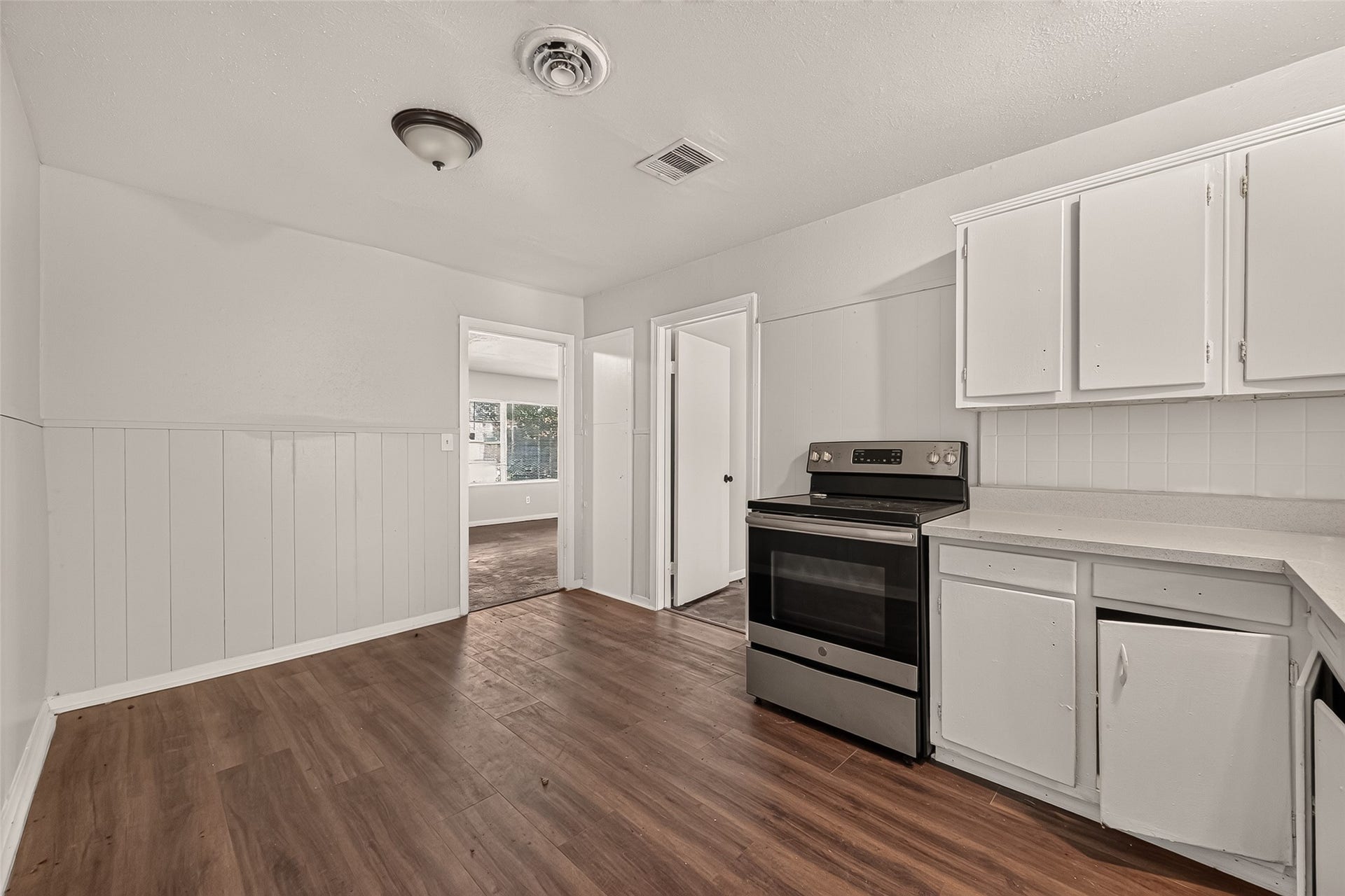 5782 Belcrest Street, Houston, TX 77033