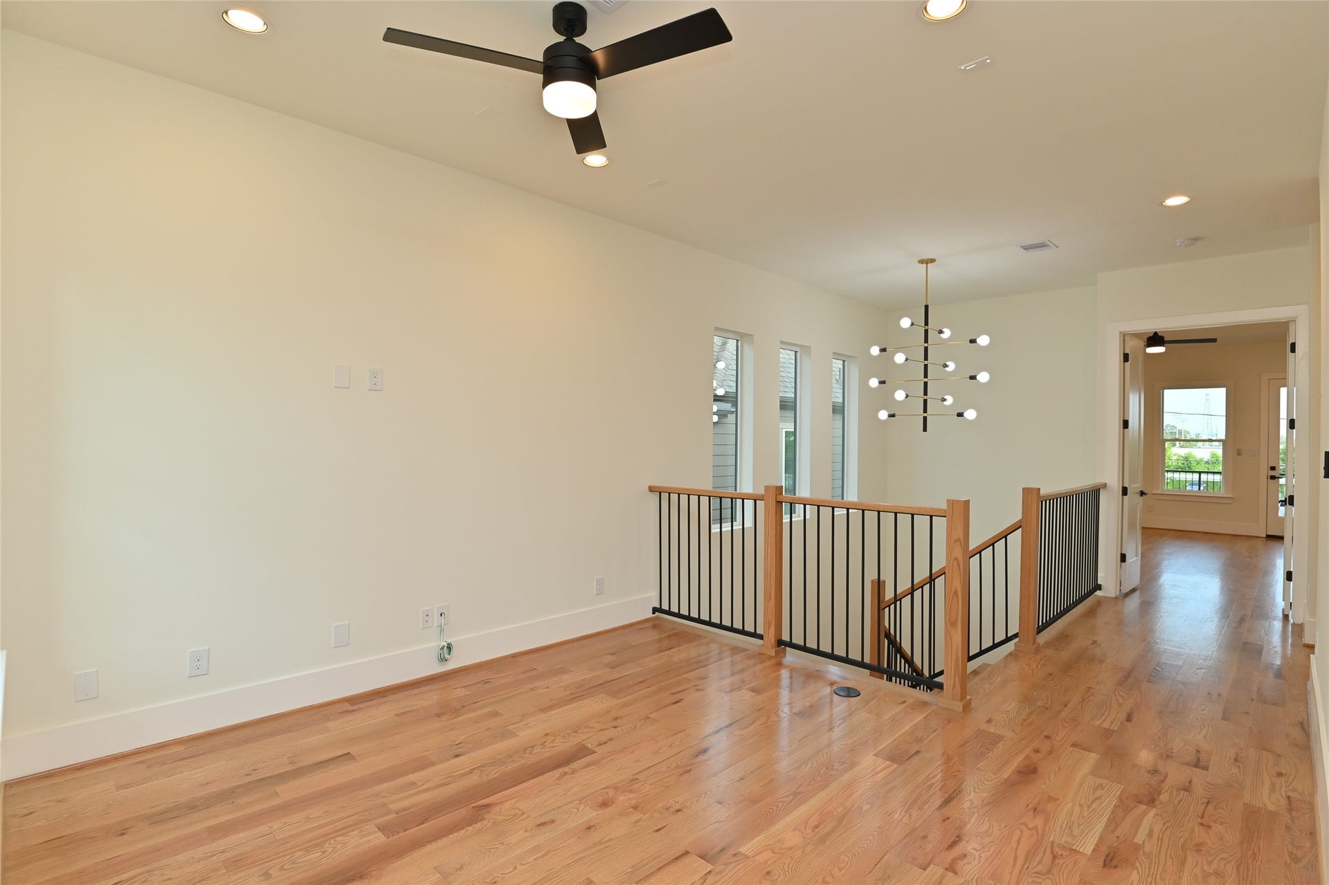 1733 Du Barry Lane, Houston, TX 77018 Gameroom up