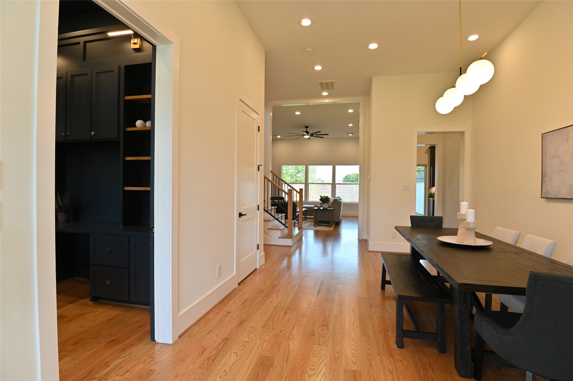 1733 Du Barry Lane, Houston, TX 77018 Entry with Dinning