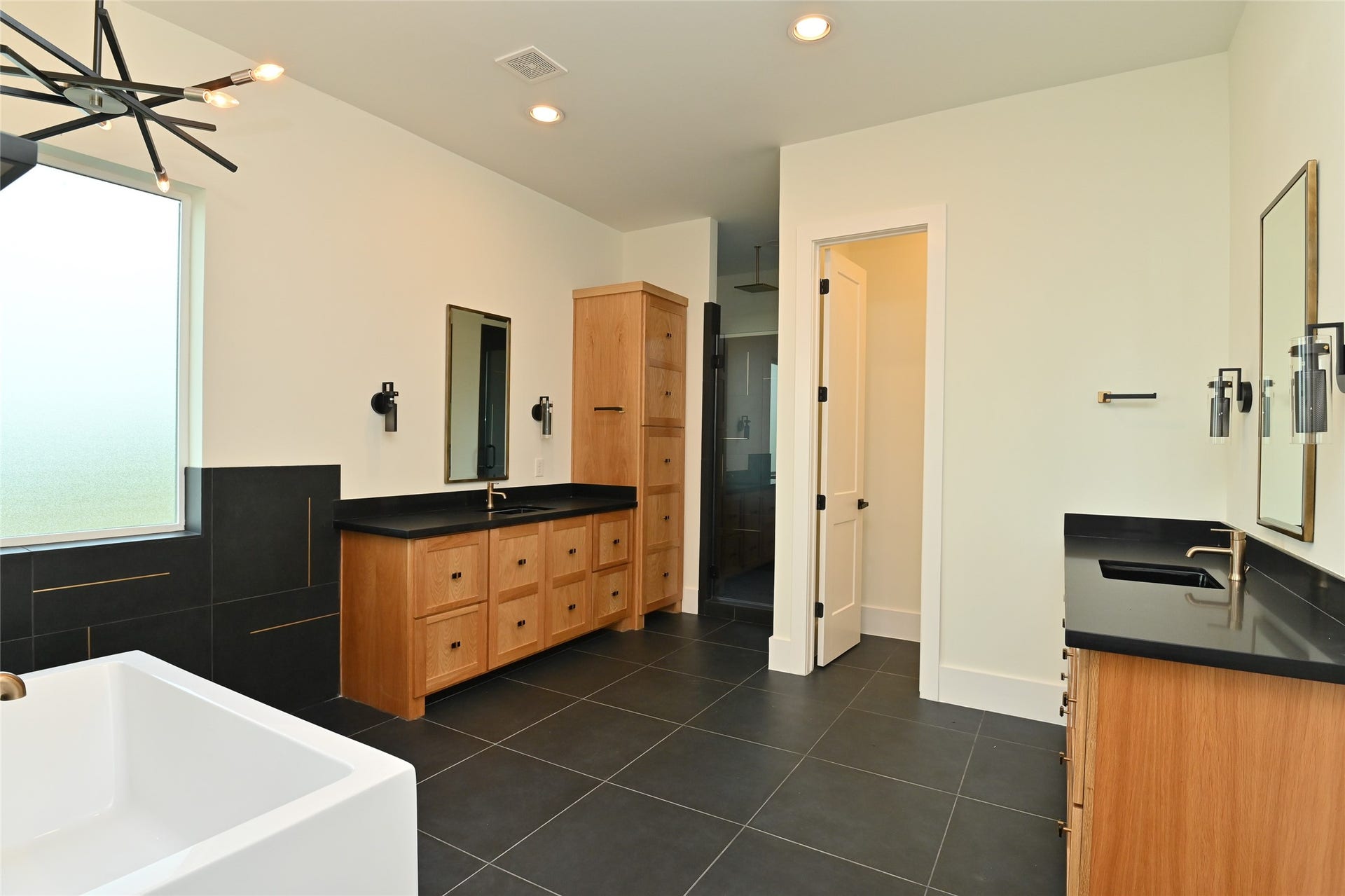1733 Du Barry Lane, Houston, TX 77018 Primary Bath with custom cabinets