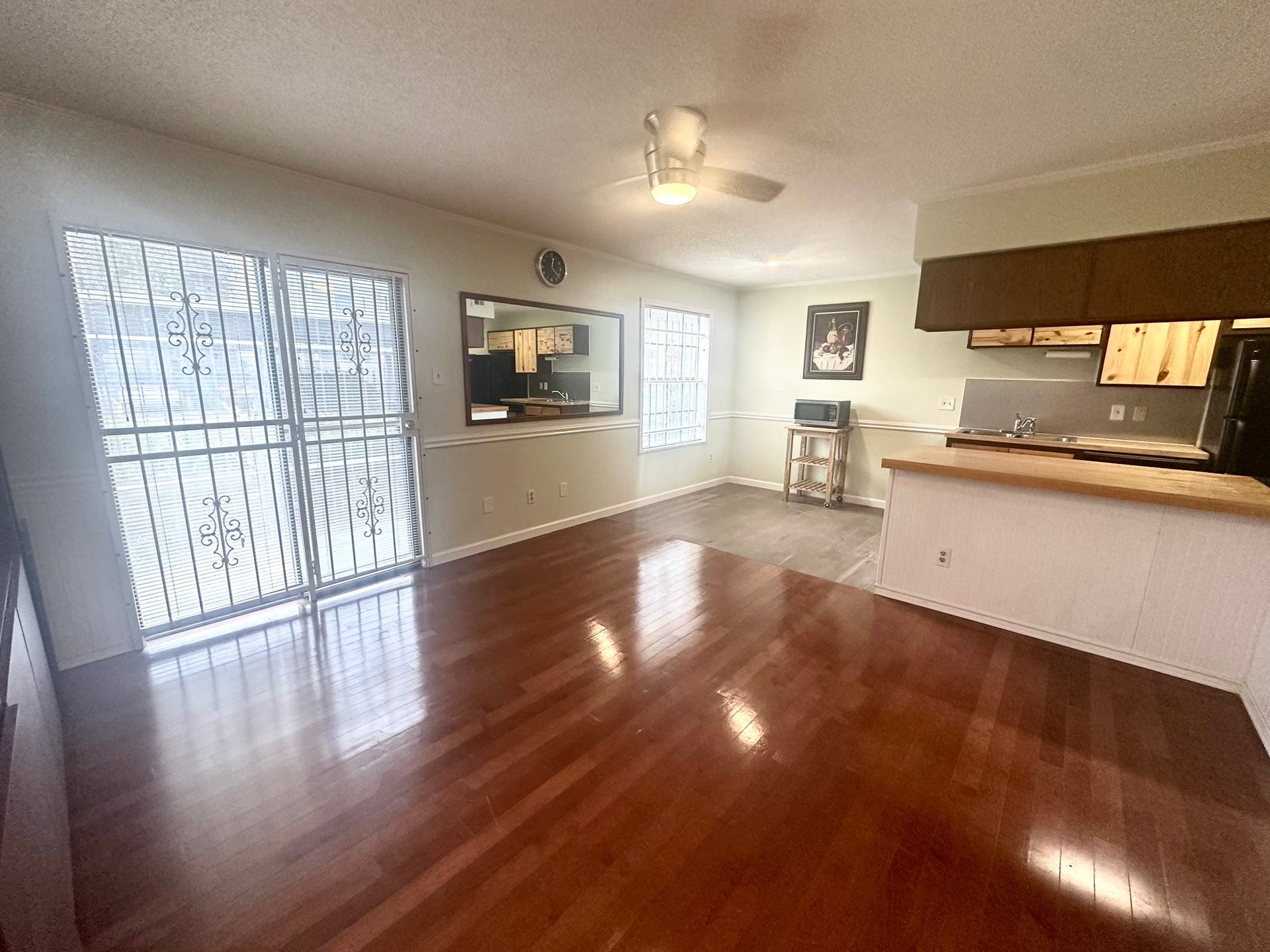 2750 Holly Hall Street, #403, Houston, TX 77054 2750 Holly Hall Street, #403, Houston, TX 77054