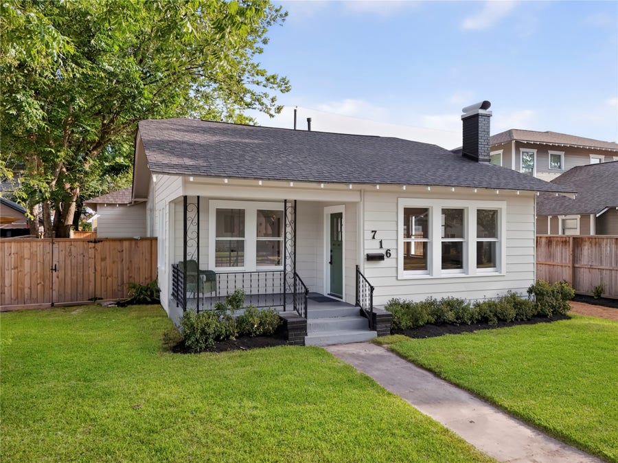 Property photo for 716 W Cottage Street, Houston, TX