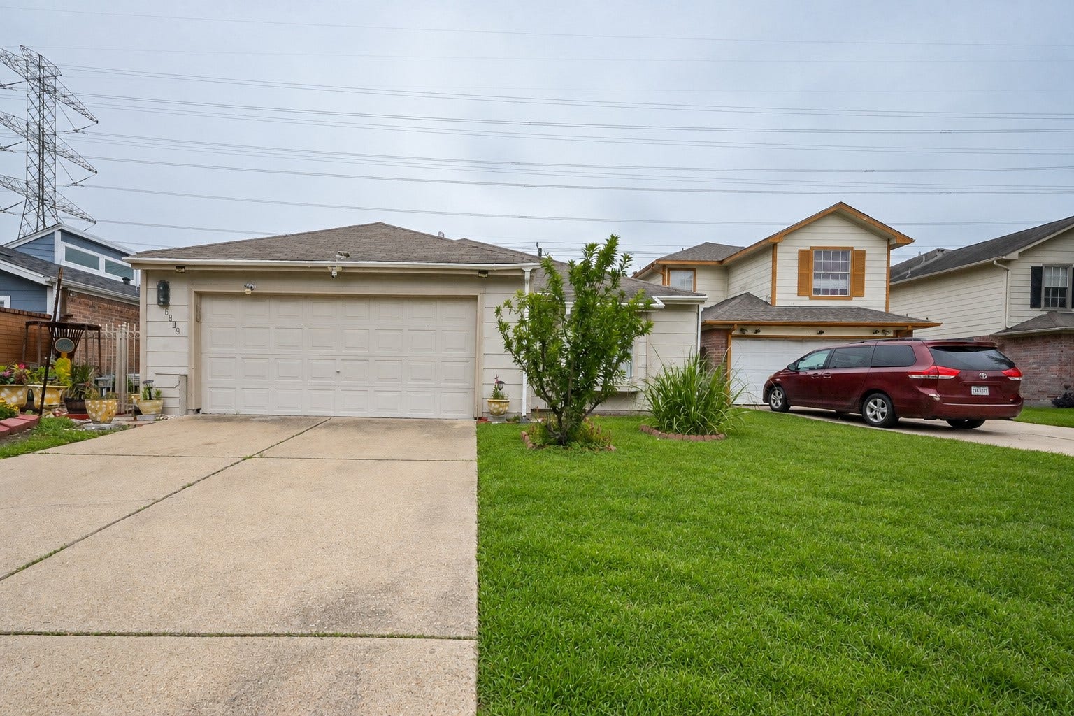 9319 Belle Park Drive, Houston, TX 77099