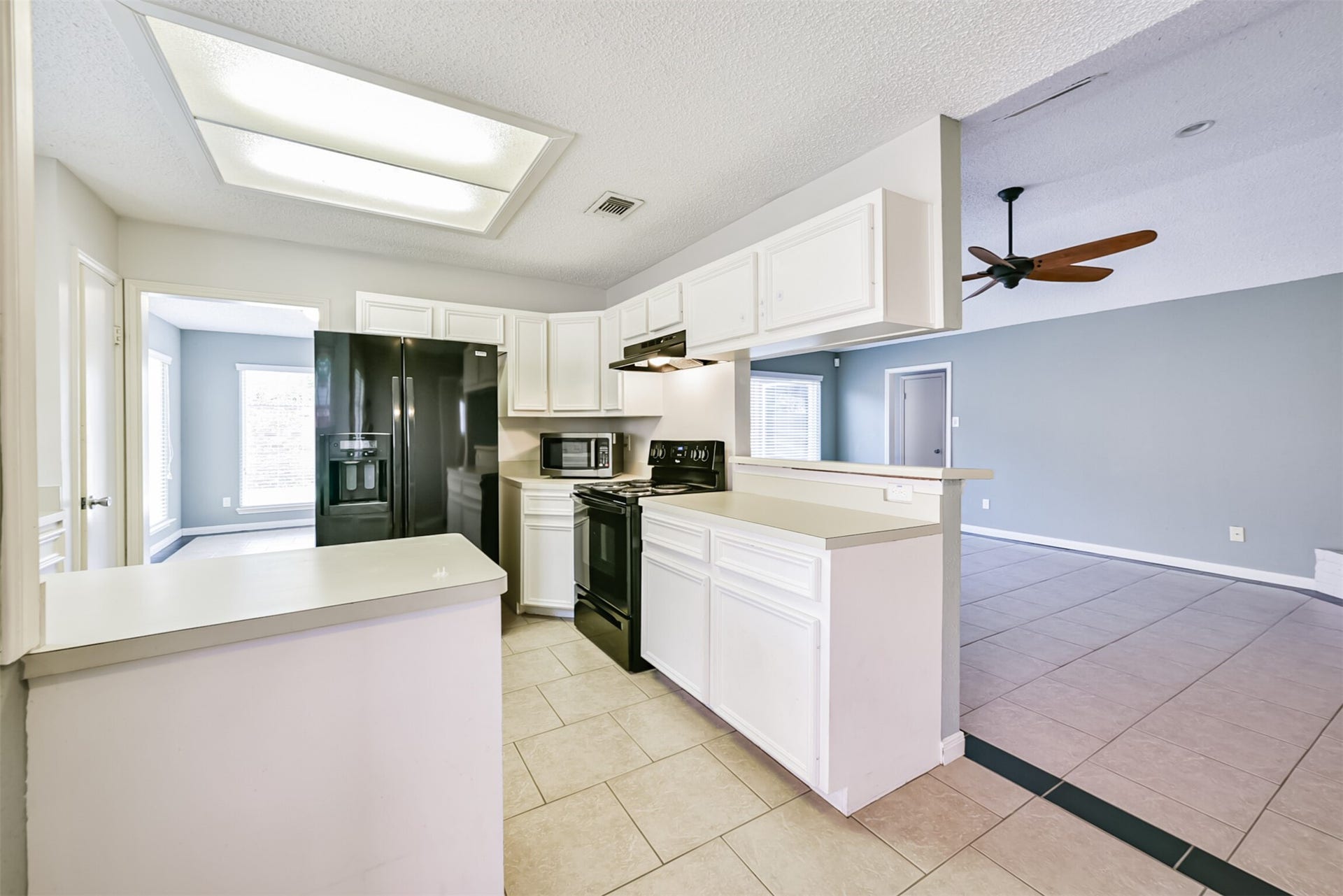 16927 Amidon Drive, Spring, TX 77379 16927 Amidon Drive, Spring, TX 77379