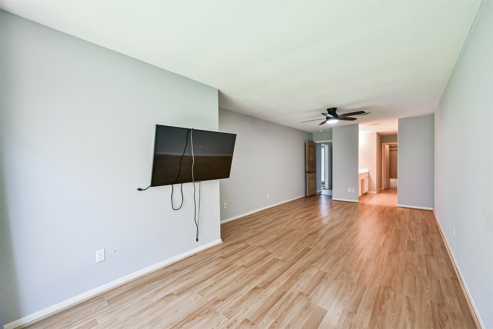 16927 Amidon Drive, Spring, TX 77379 16927 Amidon Drive, Spring, TX 77379