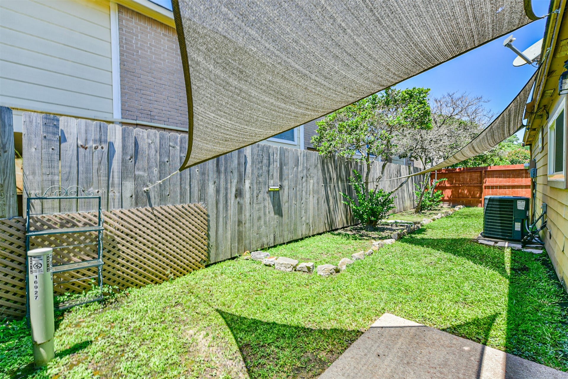 16927 Amidon Drive, Spring, TX 77379 16927 Amidon Drive, Spring, TX 77379