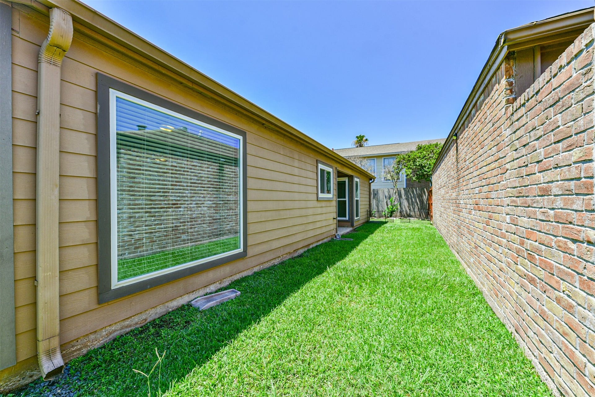 16927 Amidon Drive, Spring, TX 77379 16927 Amidon Drive, Spring, TX 77379