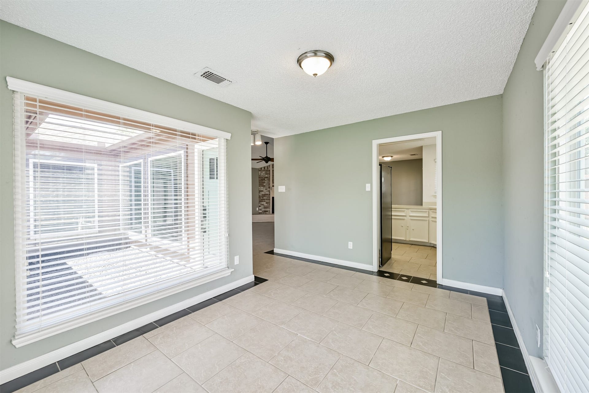 16927 Amidon Drive, Spring, TX 77379 16927 Amidon Drive, Spring, TX 77379