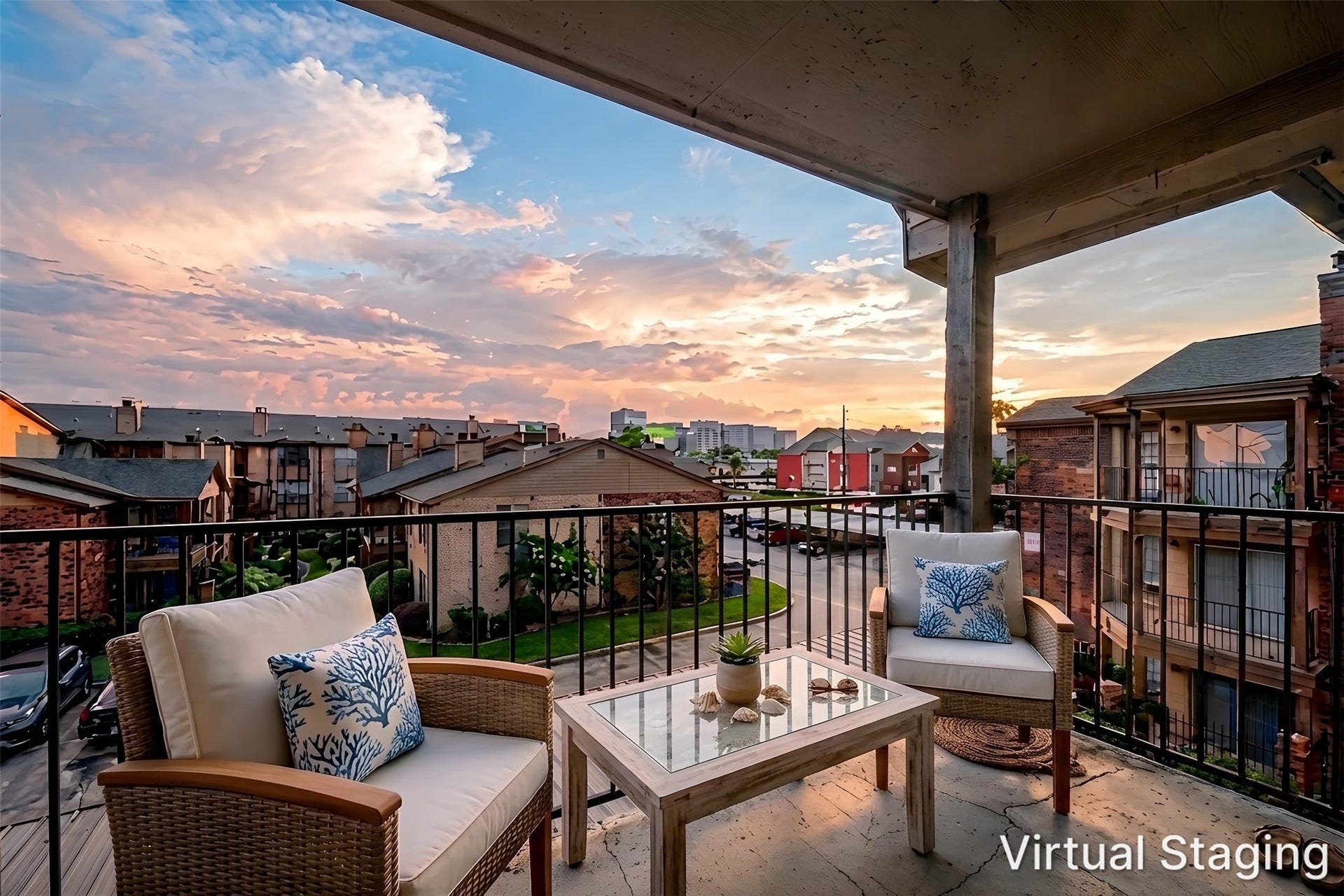 Enjoy Houston sunset [virtual staged]