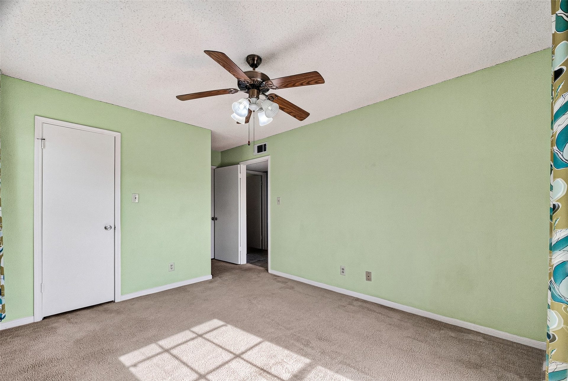 2121 Hepburn Street, #1106, Houston, TX 77054 2121 Hepburn Street, #1106, Houston, TX 77054