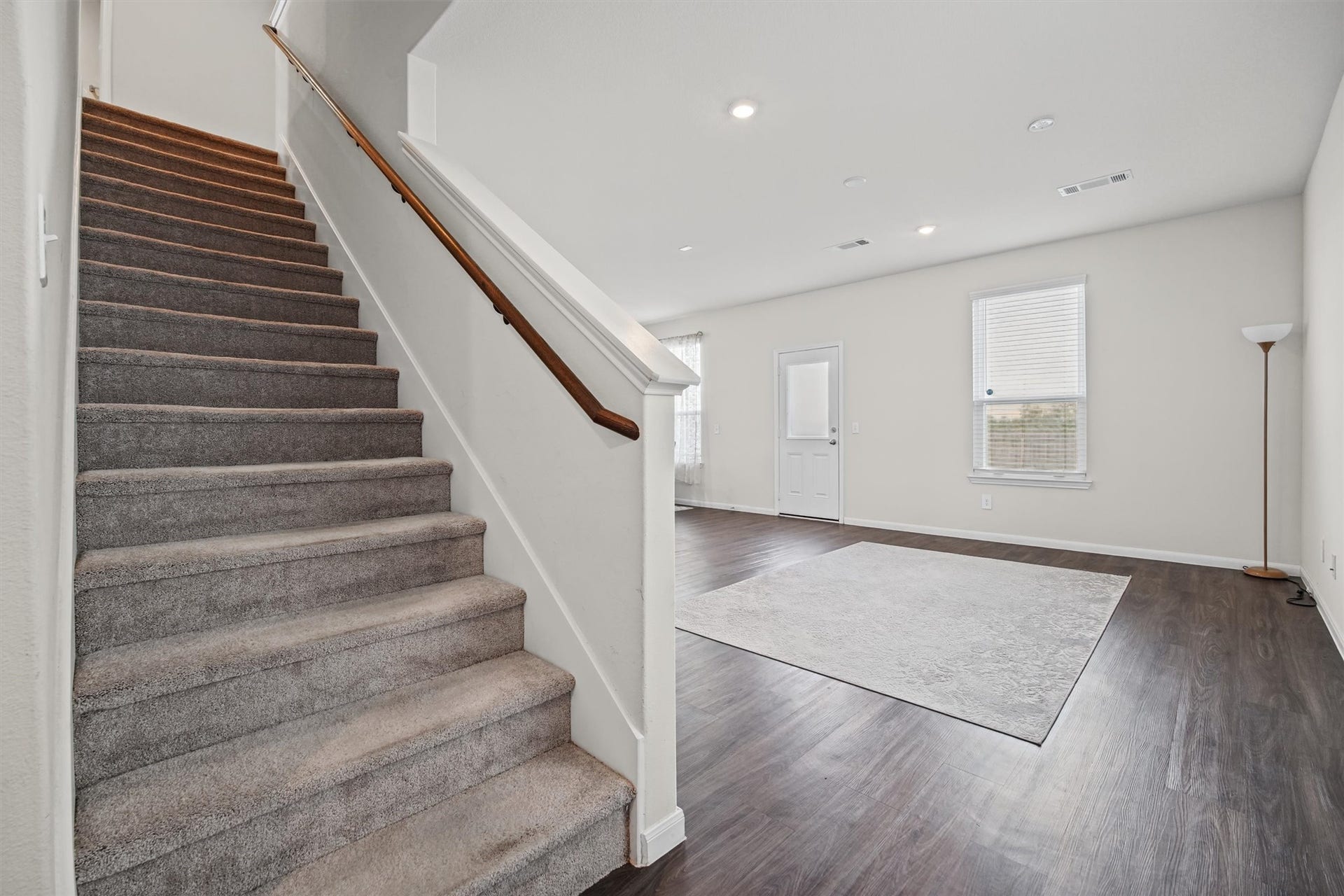 6915 Forbes Run Drive, Houston, TX 77075 6915 Forbes Run Drive, Houston, TX 77075