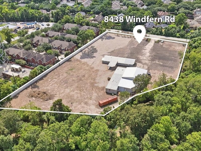 8438 Windfern Road, Houston, TX 77064 8438 Windfern Road, Houston, TX 77064
