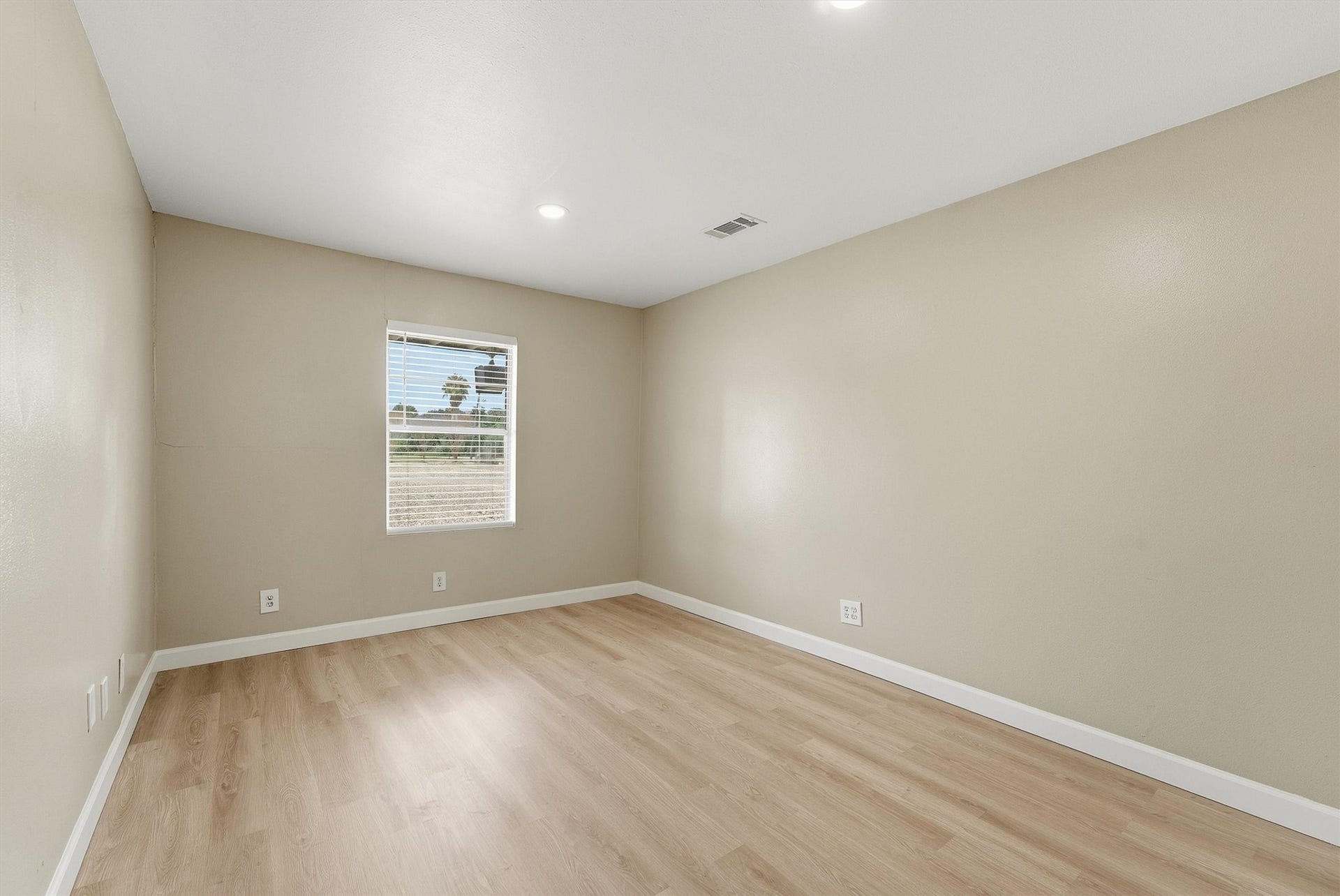 8438 Windfern Road, Houston, TX 77064 8438 Windfern Road, Houston, TX 77064
