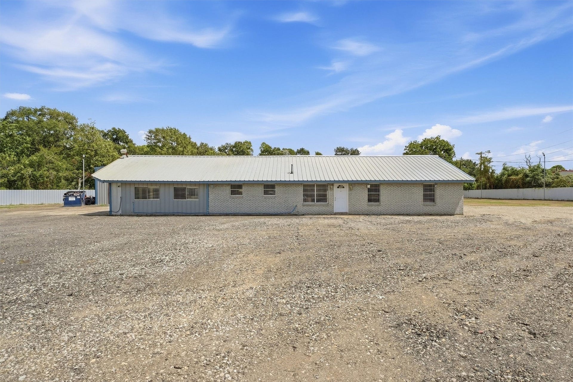 8438 Windfern Road, Houston, TX 77064 8438 Windfern Road, Houston, TX 77064