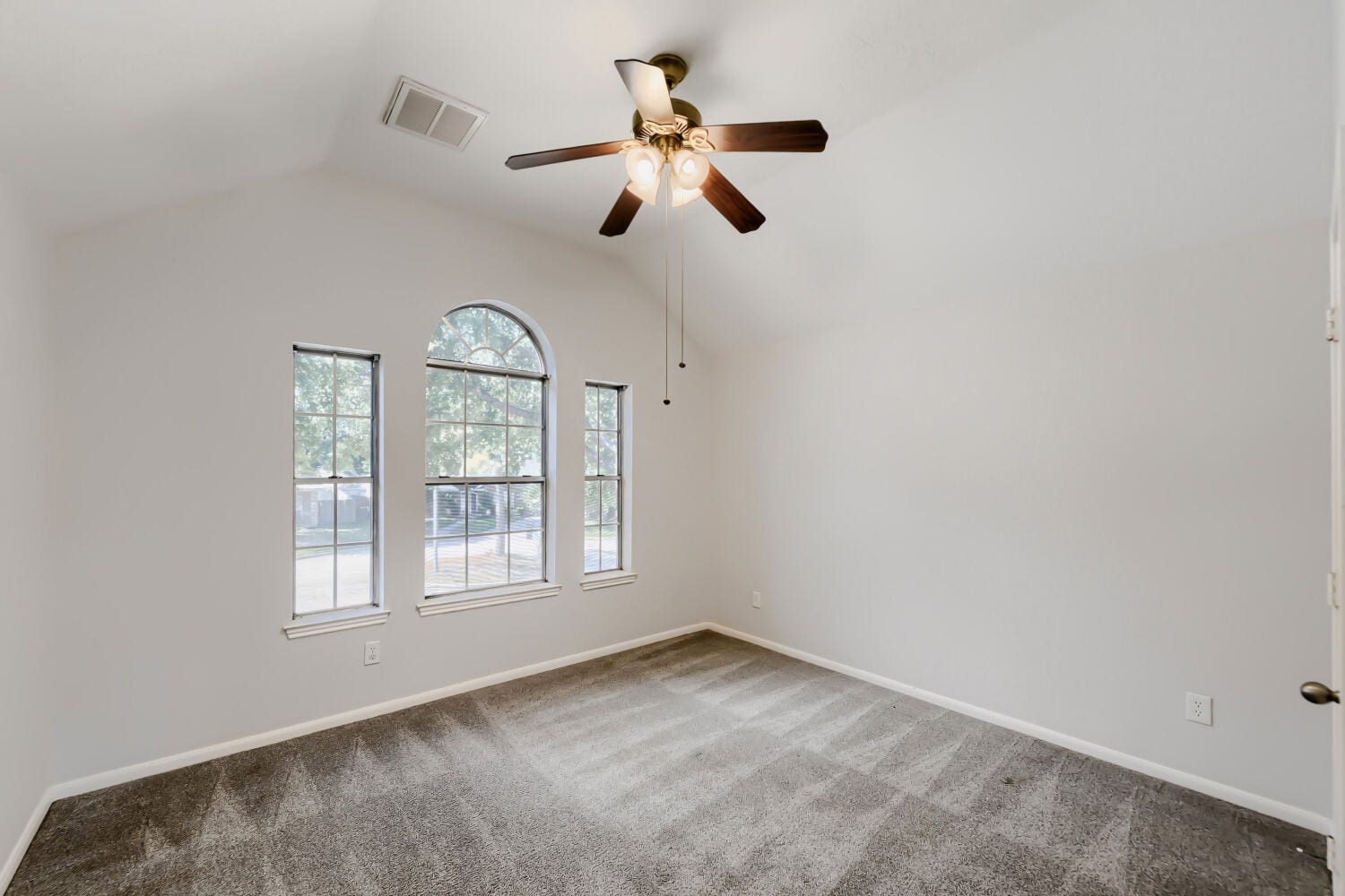 26872 Towerguard Drive, Kingwood, TX 77339 26872 Towerguard Drive, Kingwood, TX 77339