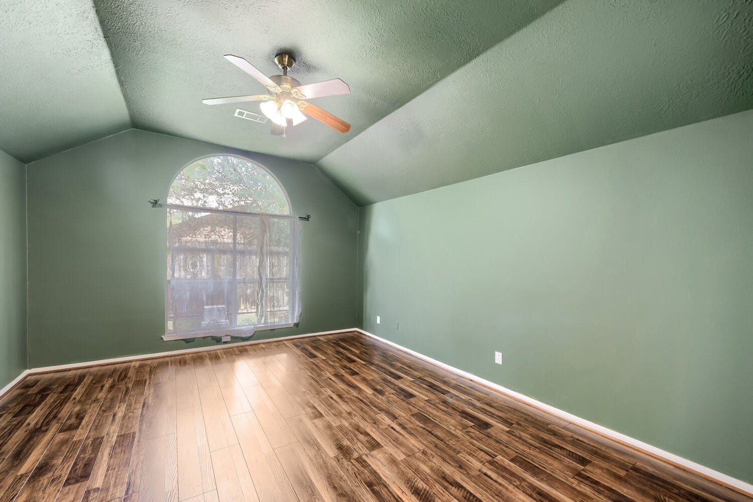 26872 Towerguard Drive, Kingwood, TX 77339 26872 Towerguard Drive, Kingwood, TX 77339